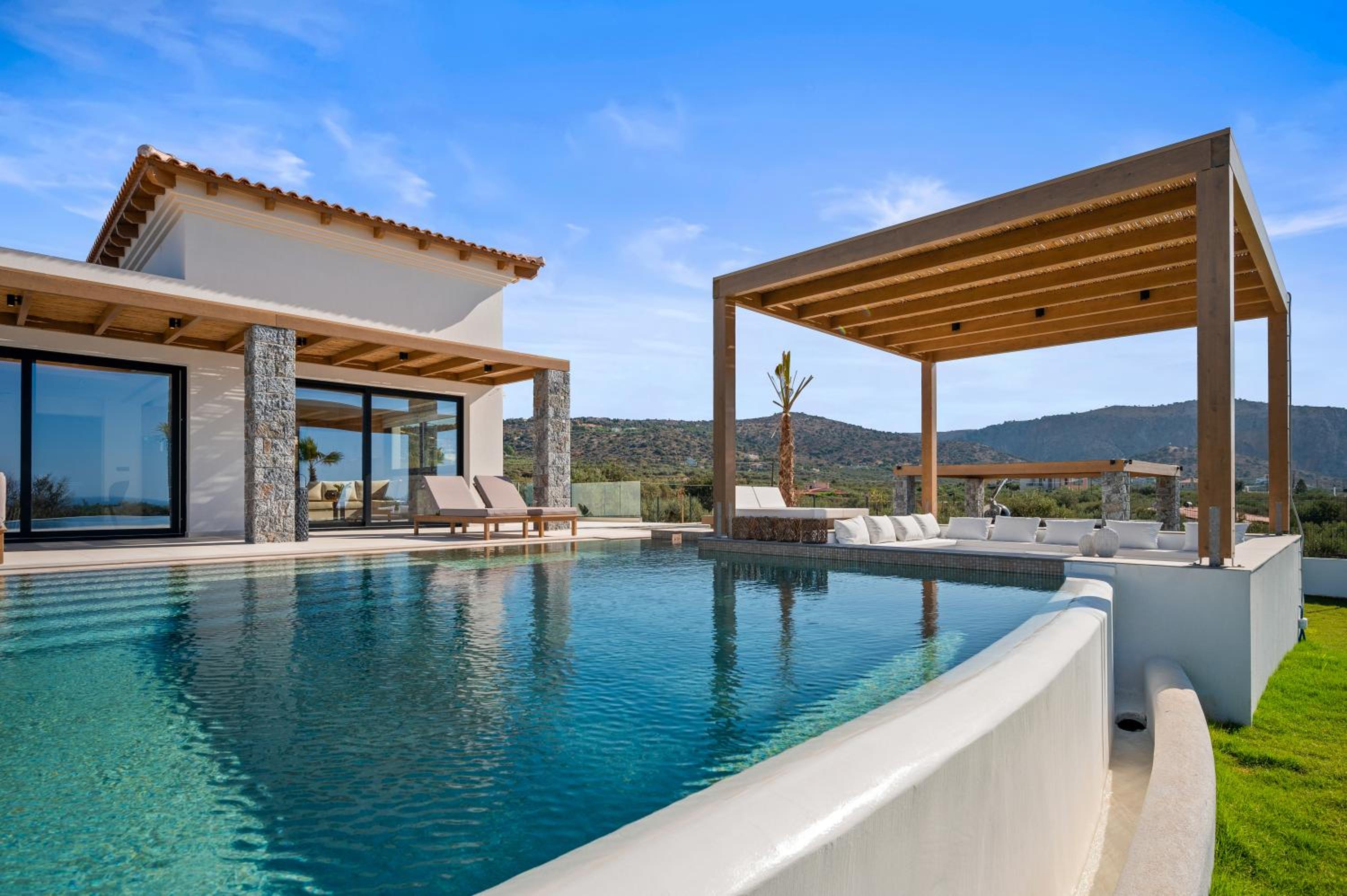 Aetheria & Aura Suites by Temma Villas