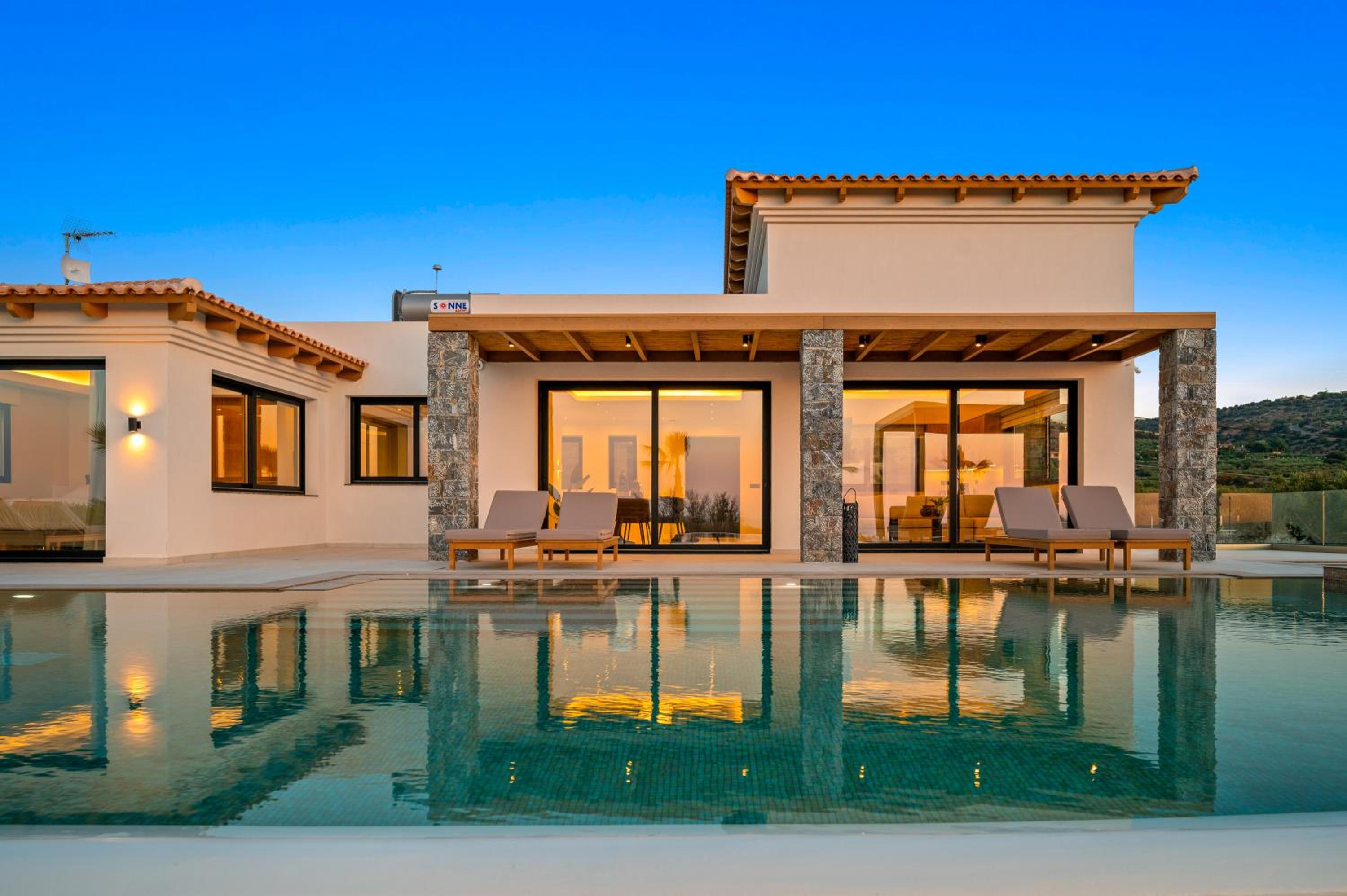 Aetheria & Aura Suites by Temma Villas
