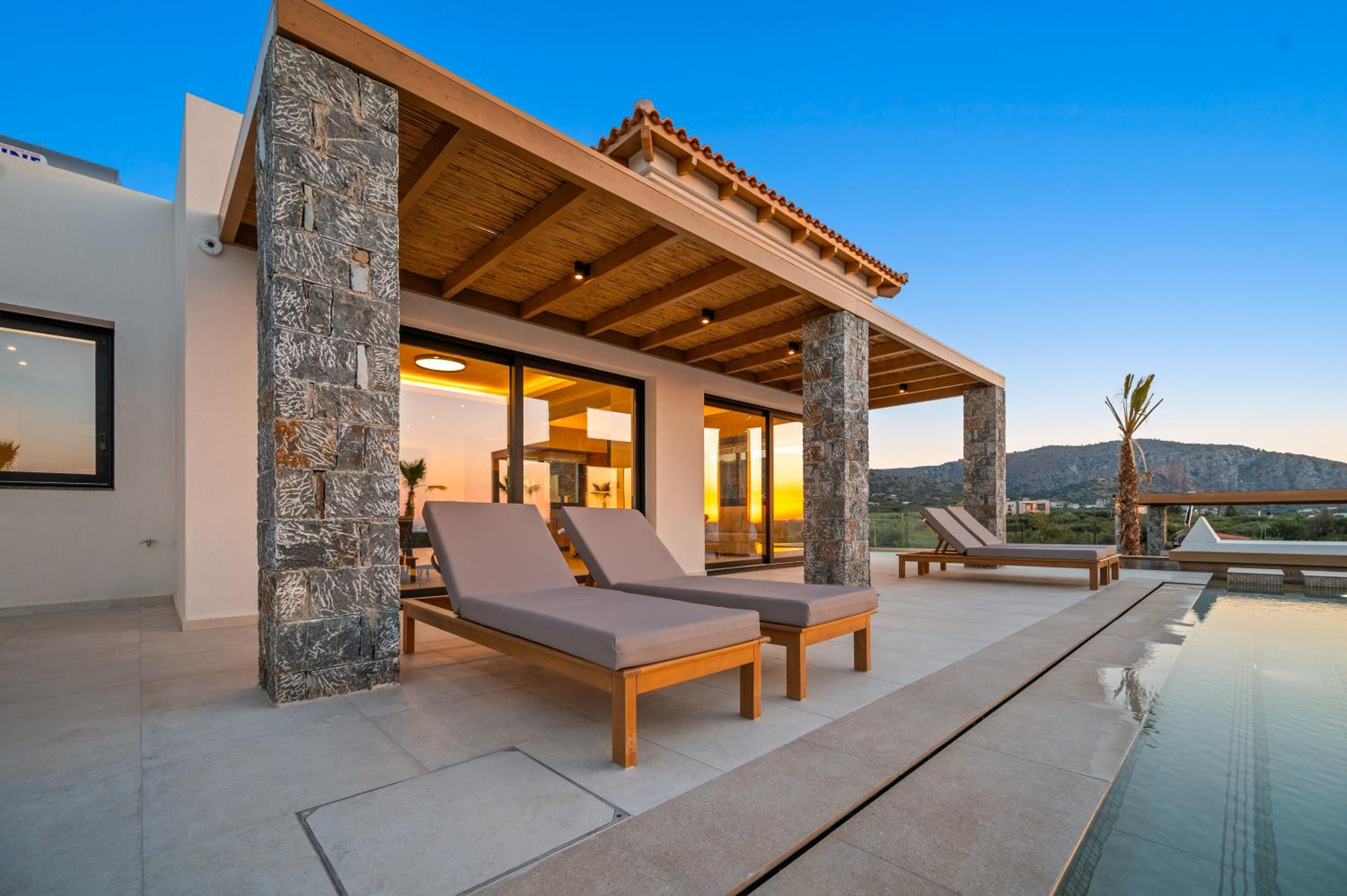 Aetheria & Aura Suites by Temma Villas