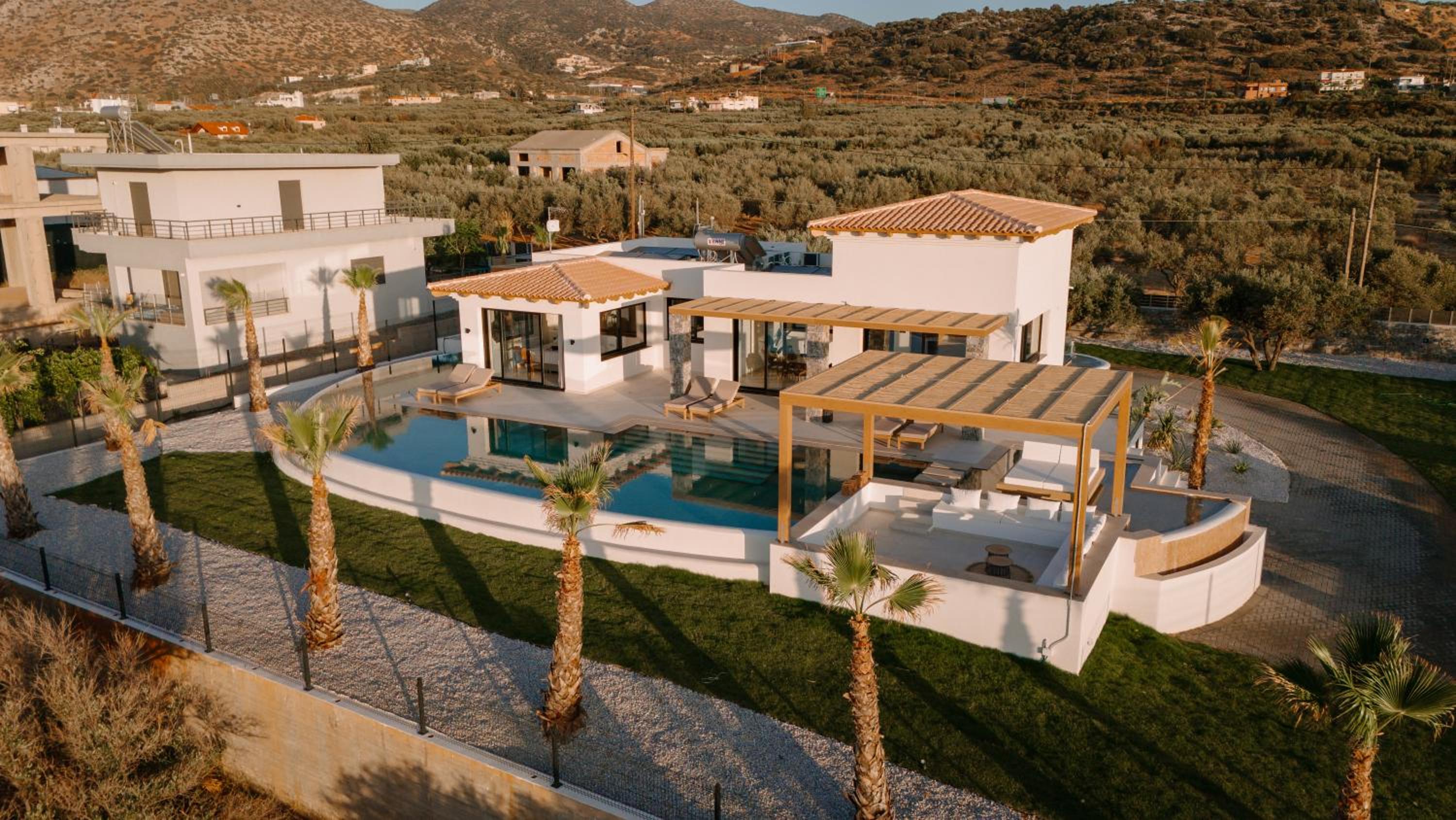 Aetheria & Aura Suites by Temma Villas
