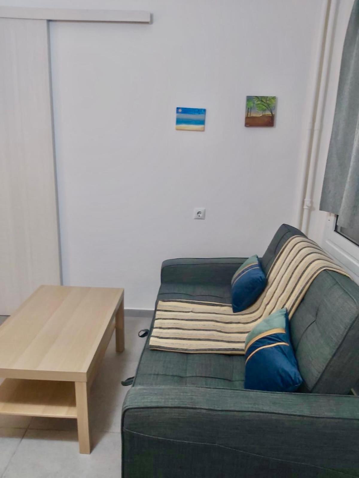 Cozy apartment in Athens center