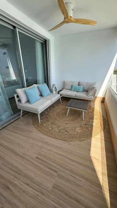 Apartamento con vistas al mar en Playa Granada