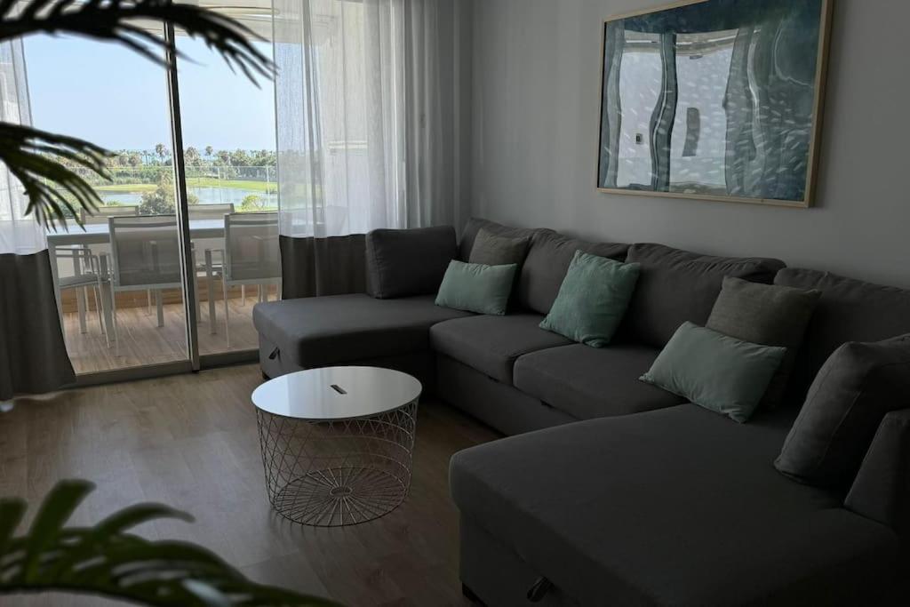 Apartamento con vistas al mar en Playa Granada