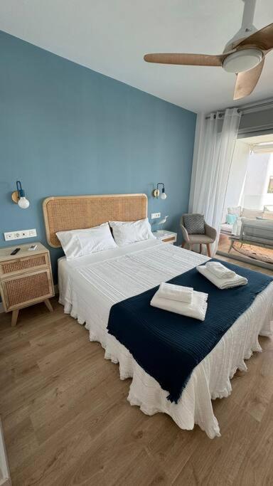 Apartamento con vistas al mar en Playa Granada
