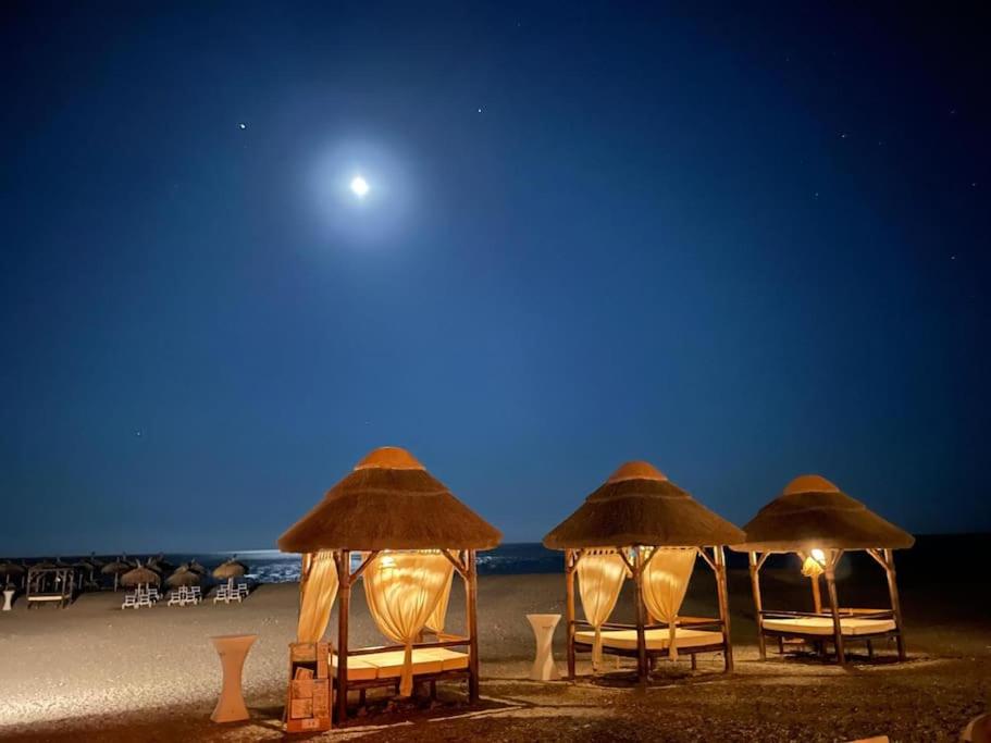 Apartamento con vistas al mar en Playa Granada