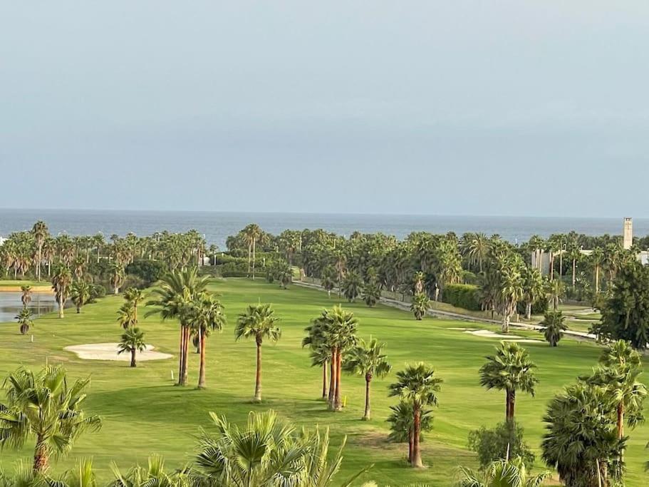 Apartamento con vistas al mar en Playa Granada