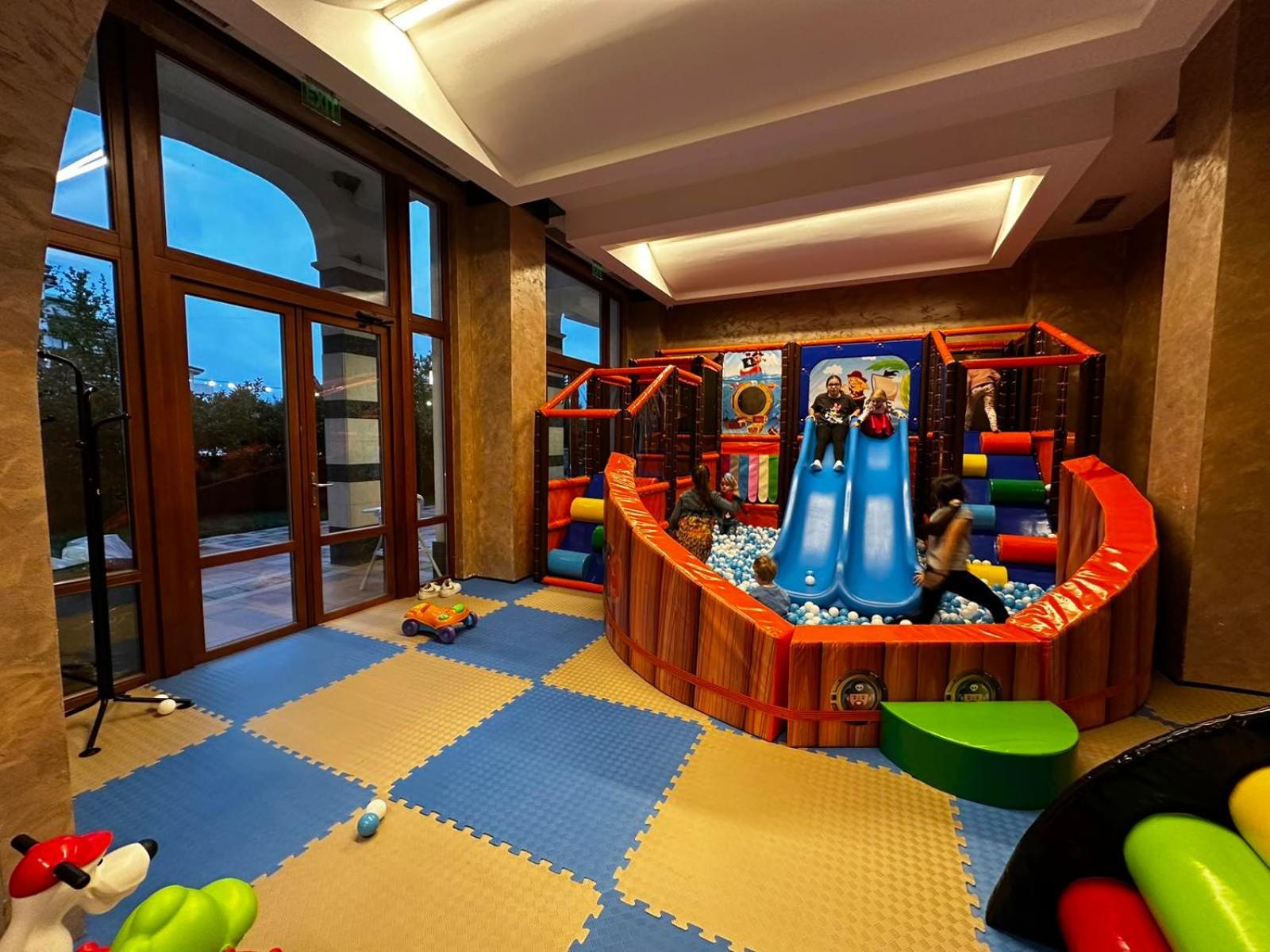 Emerald Beach Resort & Spa