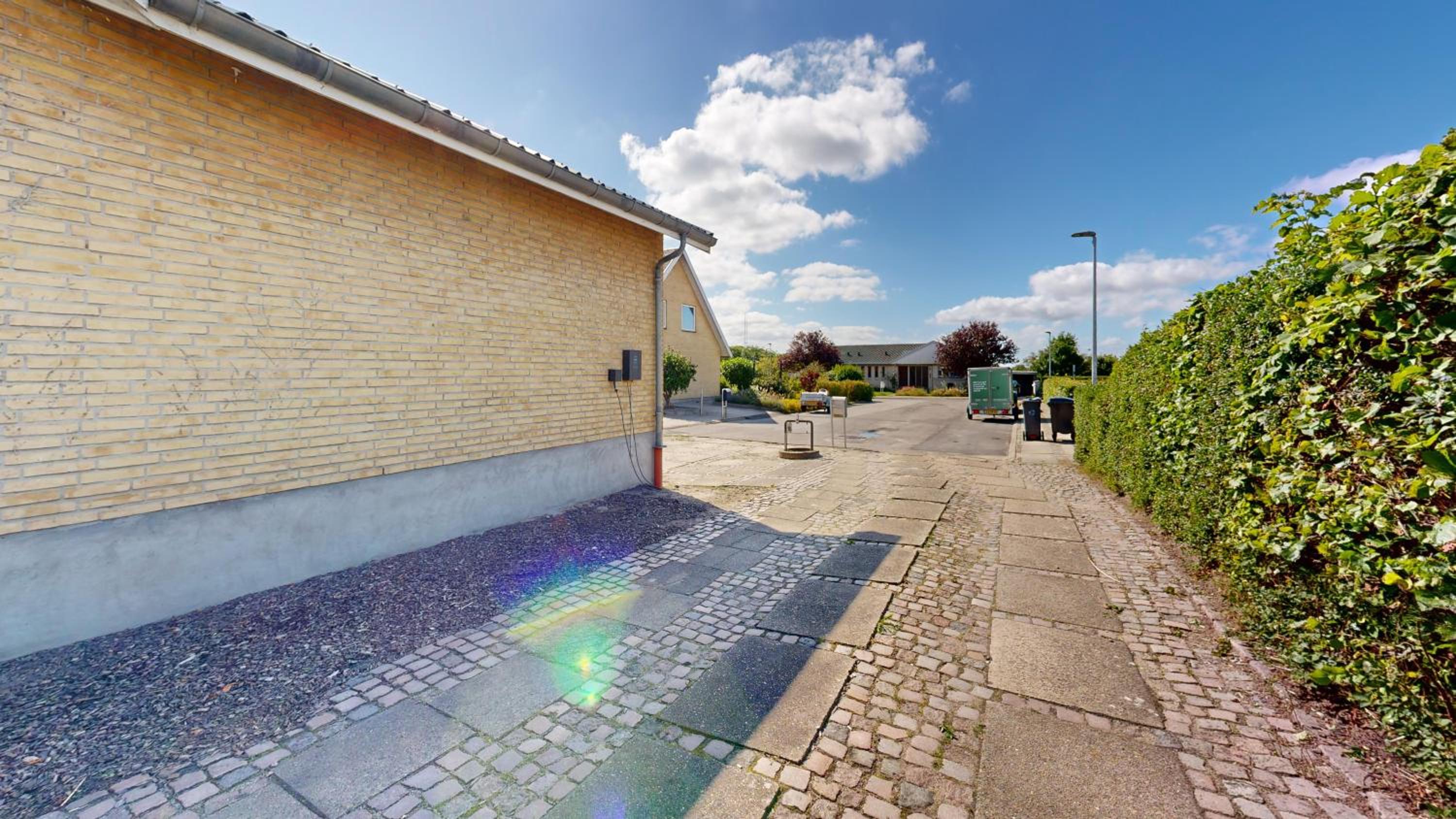 Charmerende 4BR Feriehus med Pool og Have