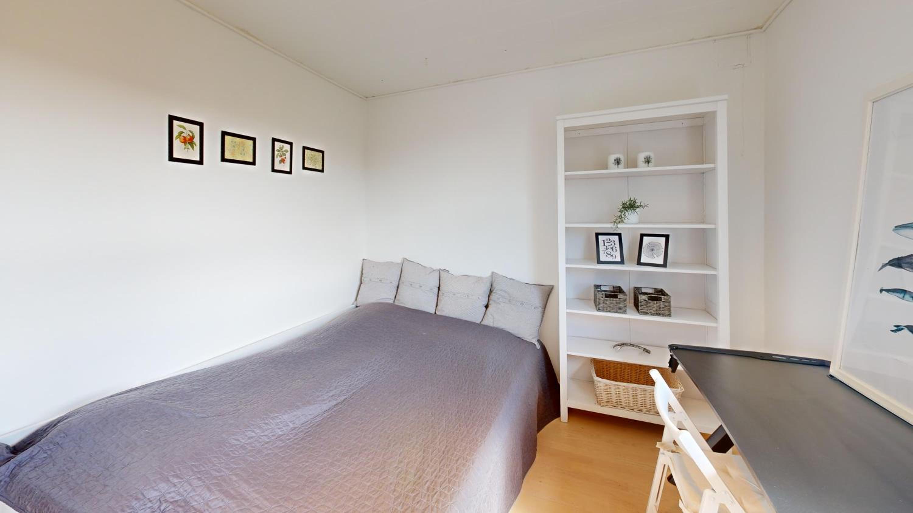 Charmerende 4BR Feriehus med Pool og Have
