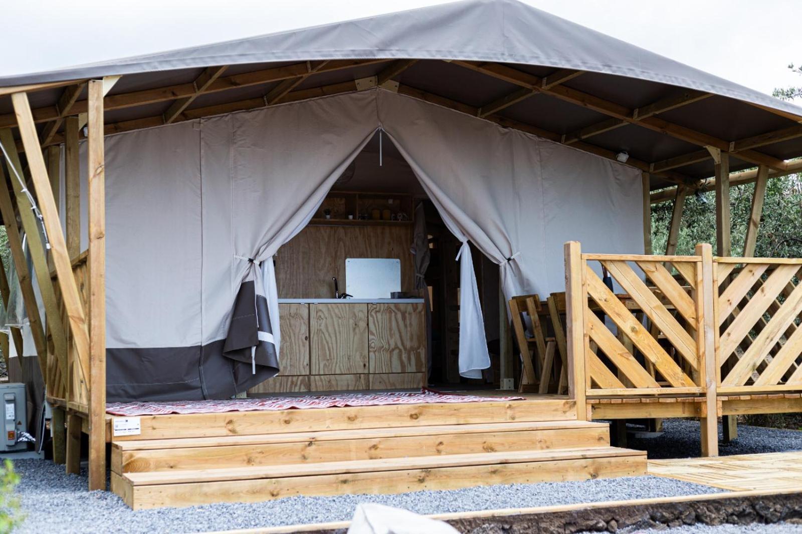 Koru Etna Glamping - lodge con vasca idromassaggio privata