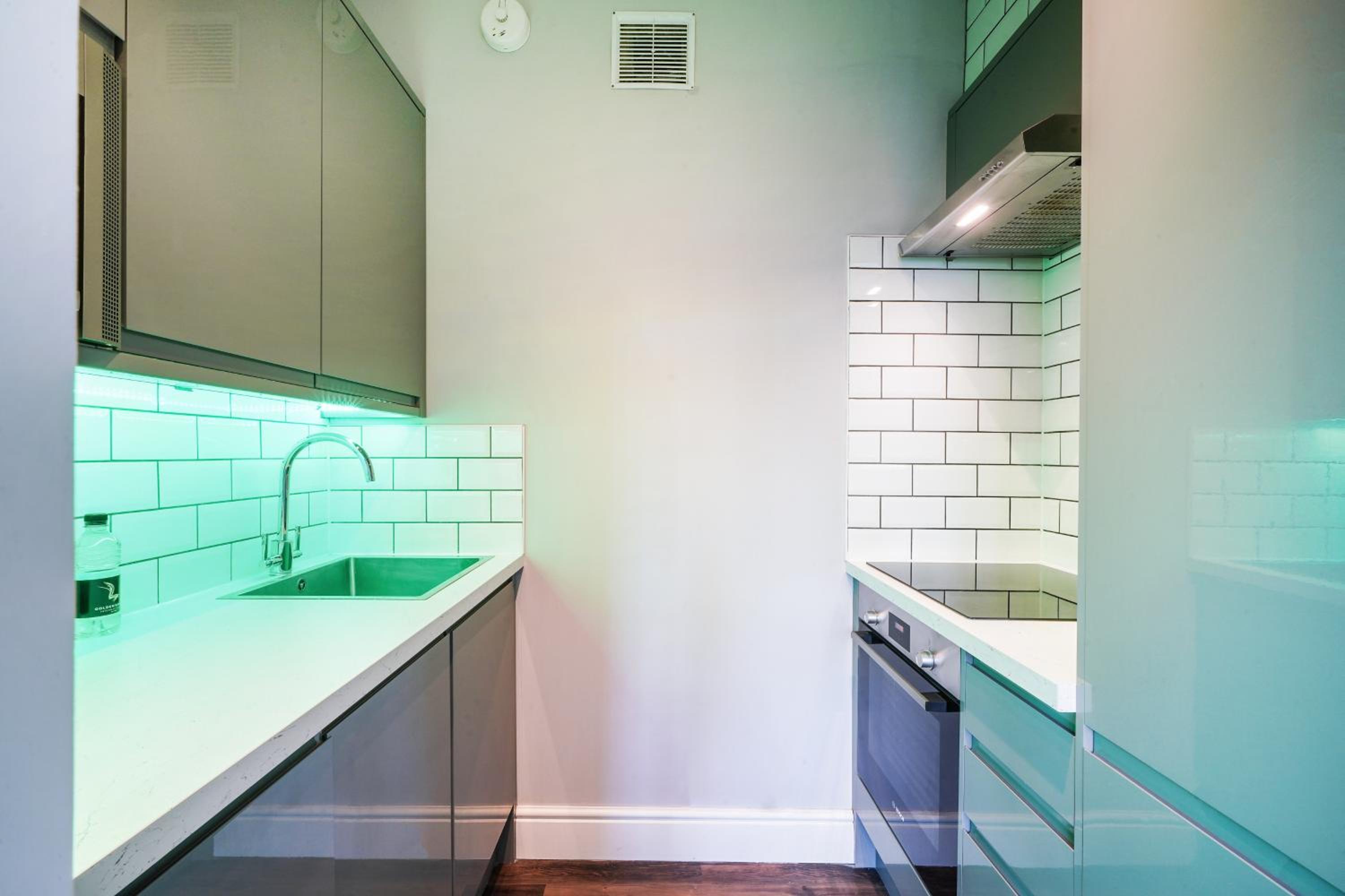 Park Lane Apartment