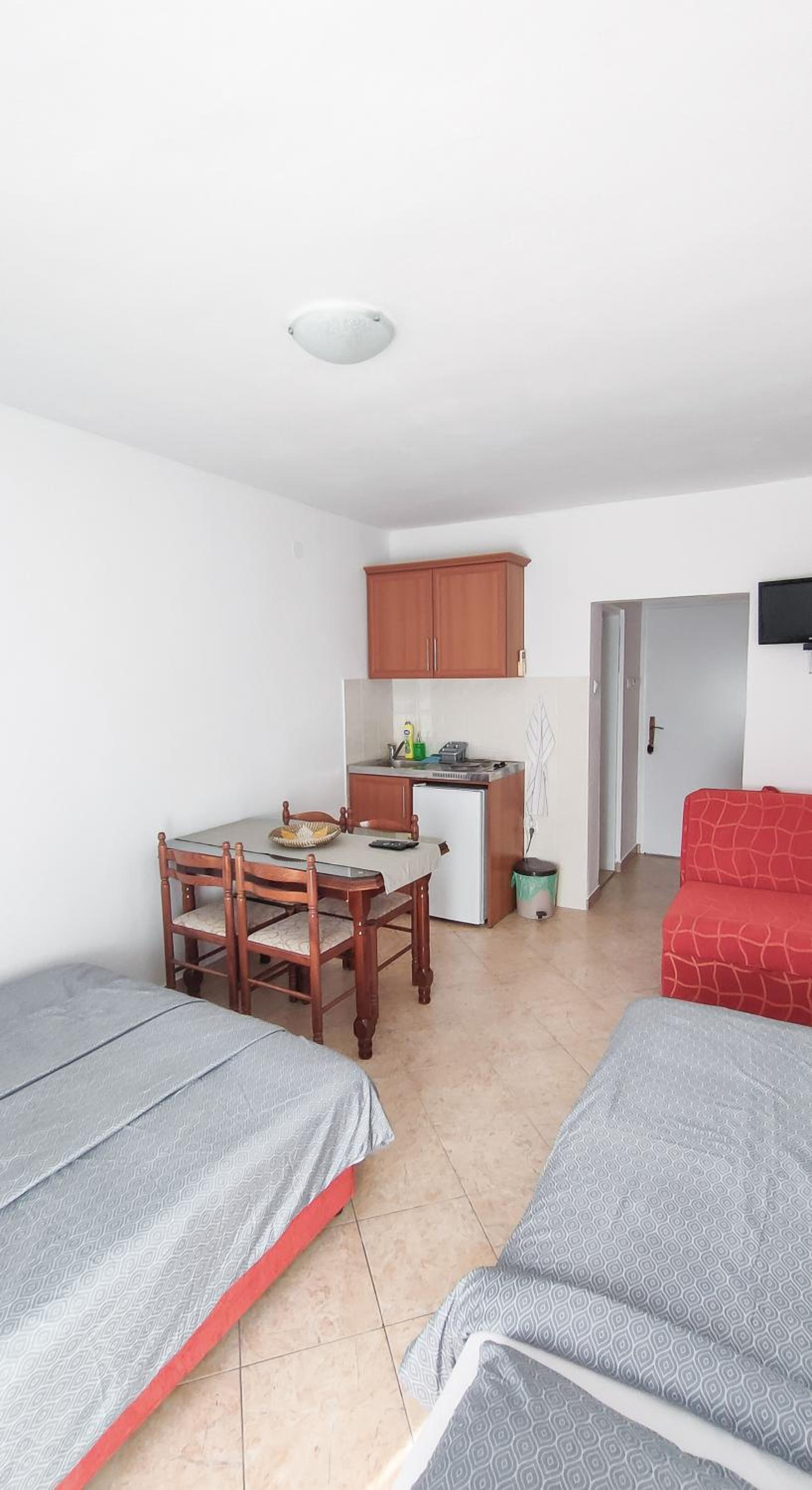 Zlatni Pijesak - Apartmani Čanj