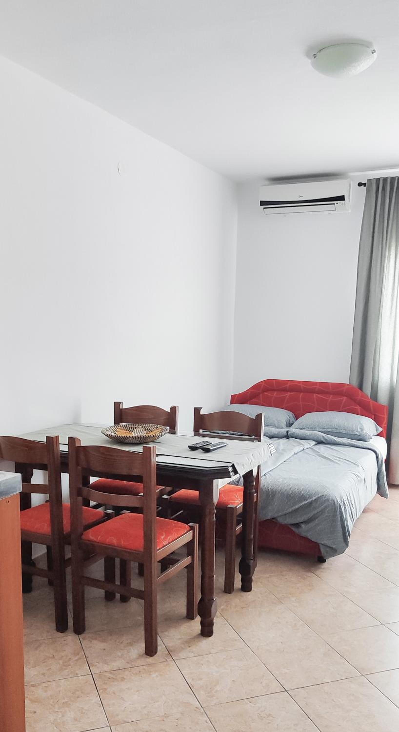 Zlatni Pijesak - Apartmani Čanj
