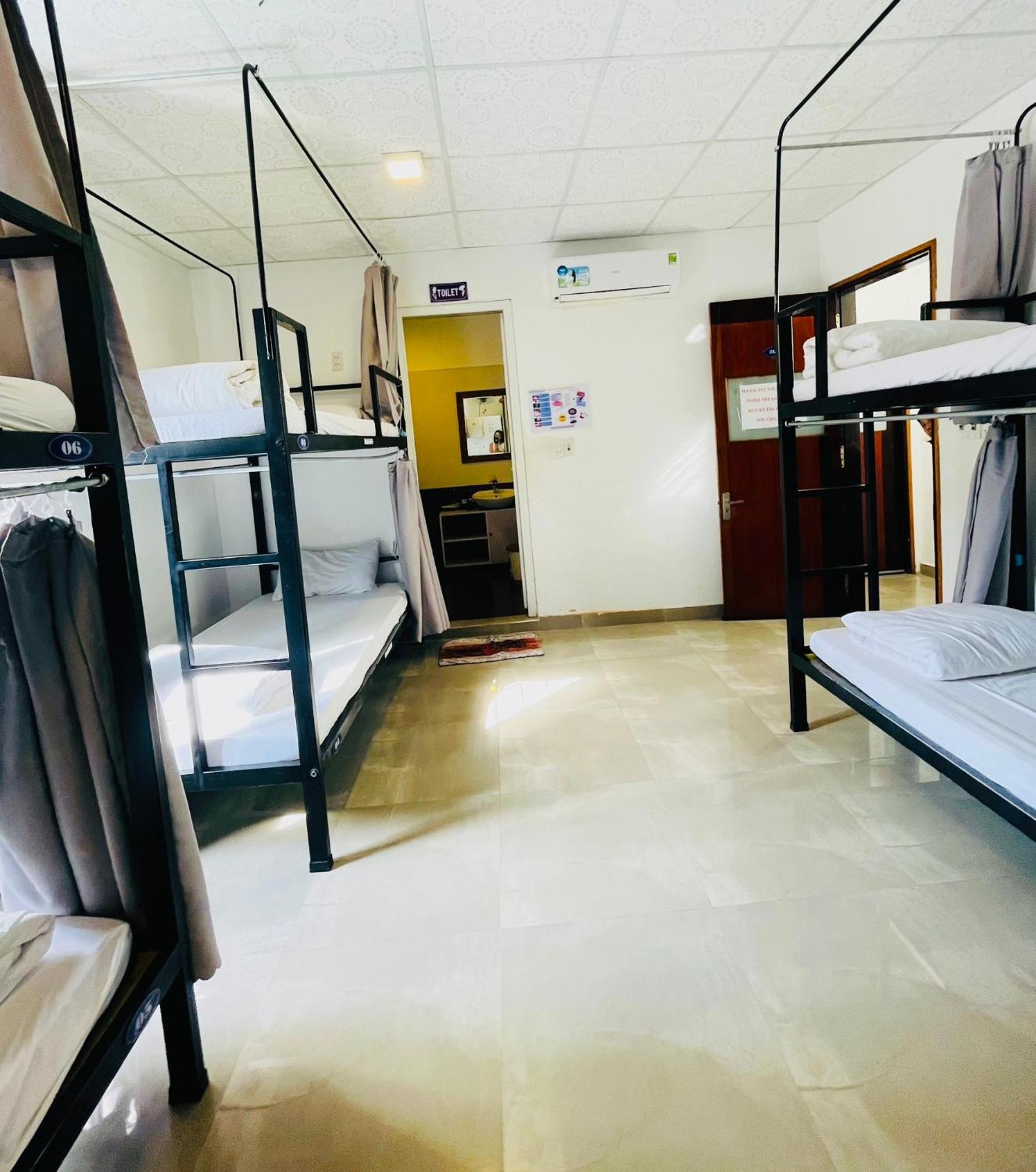 Shark Homestay