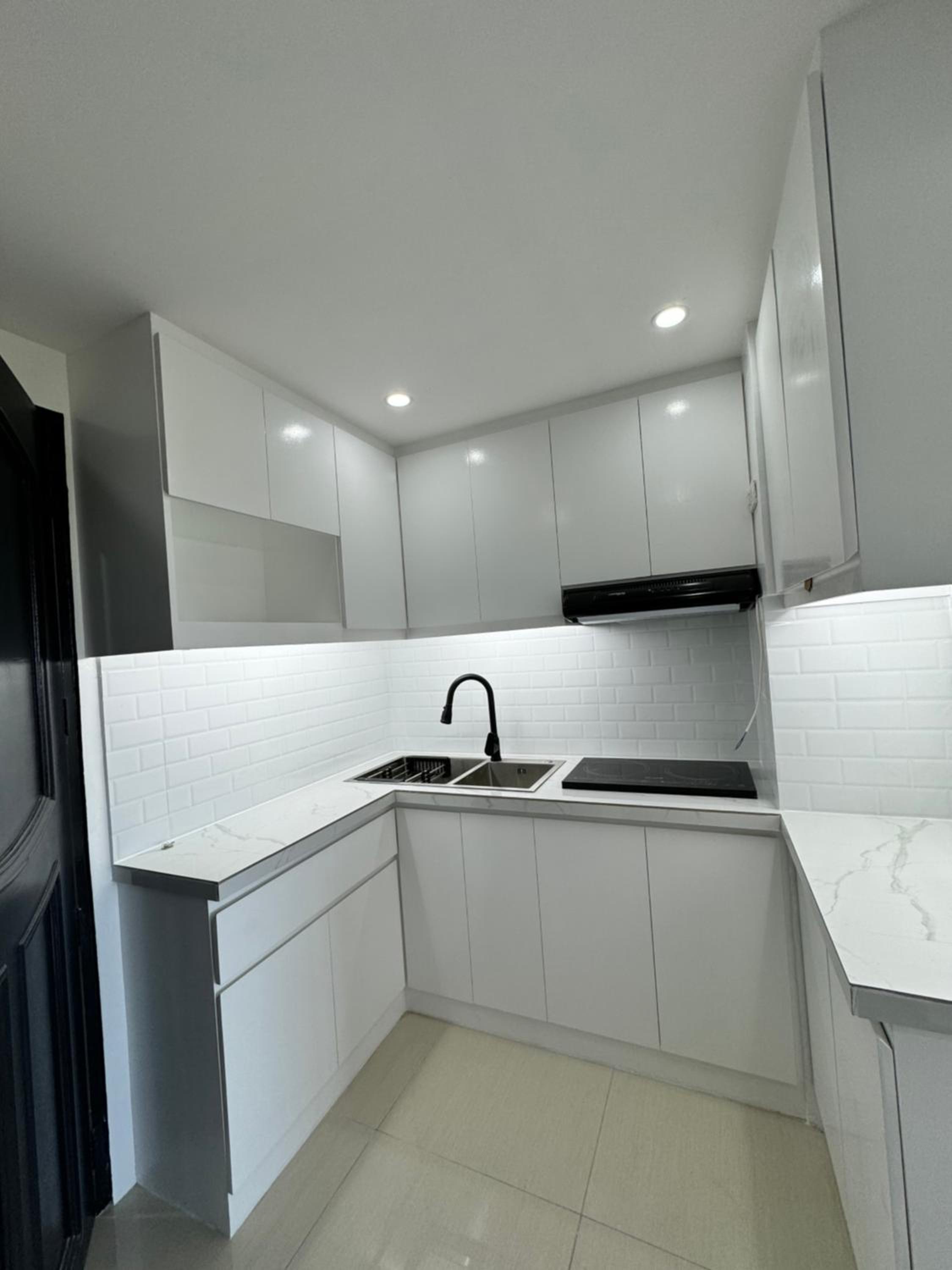 Cambridge Village Condominium