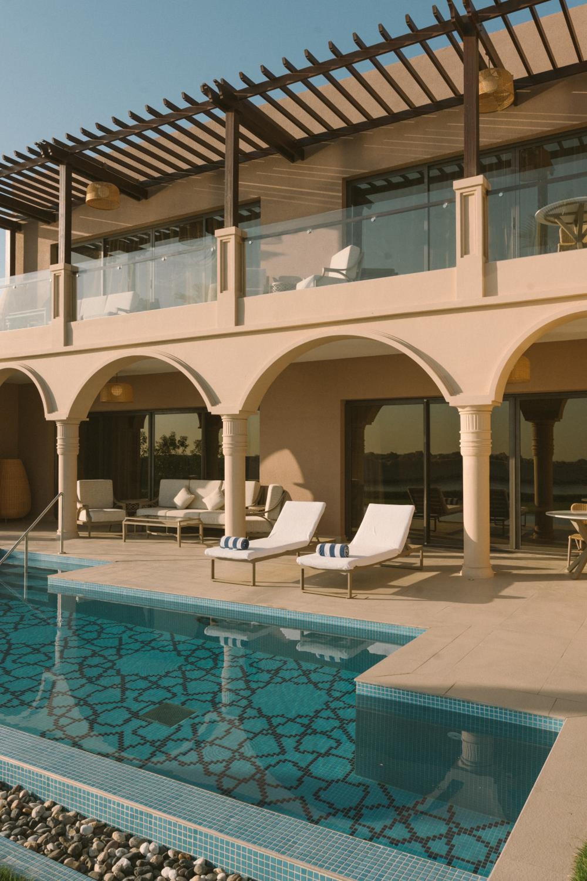Royal Saray Resort