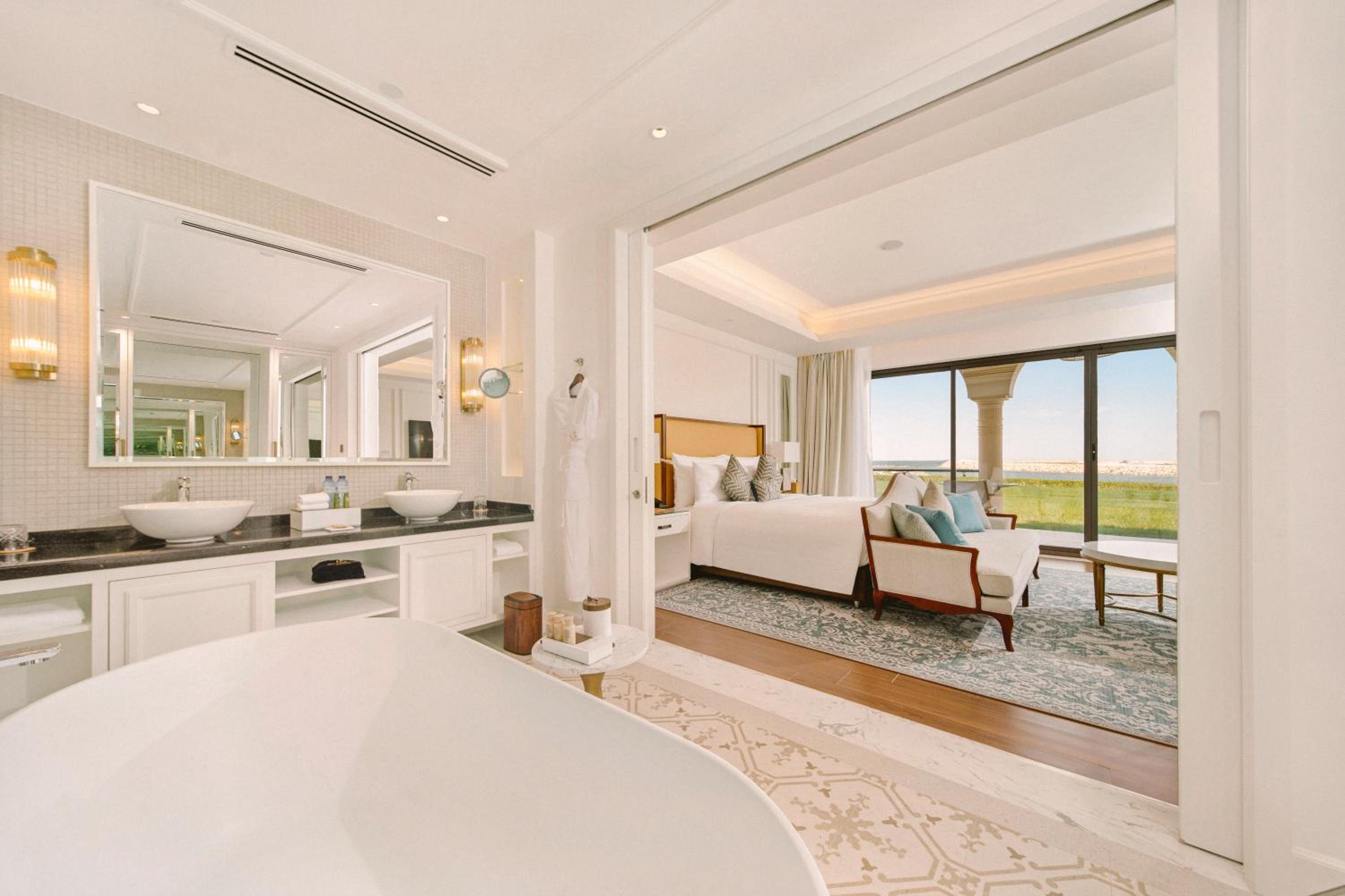 Royal Saray Resort