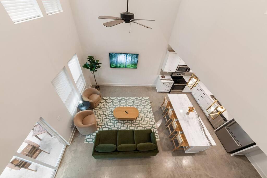 Lagniappe House Cajun Country Gem King Bed view 5