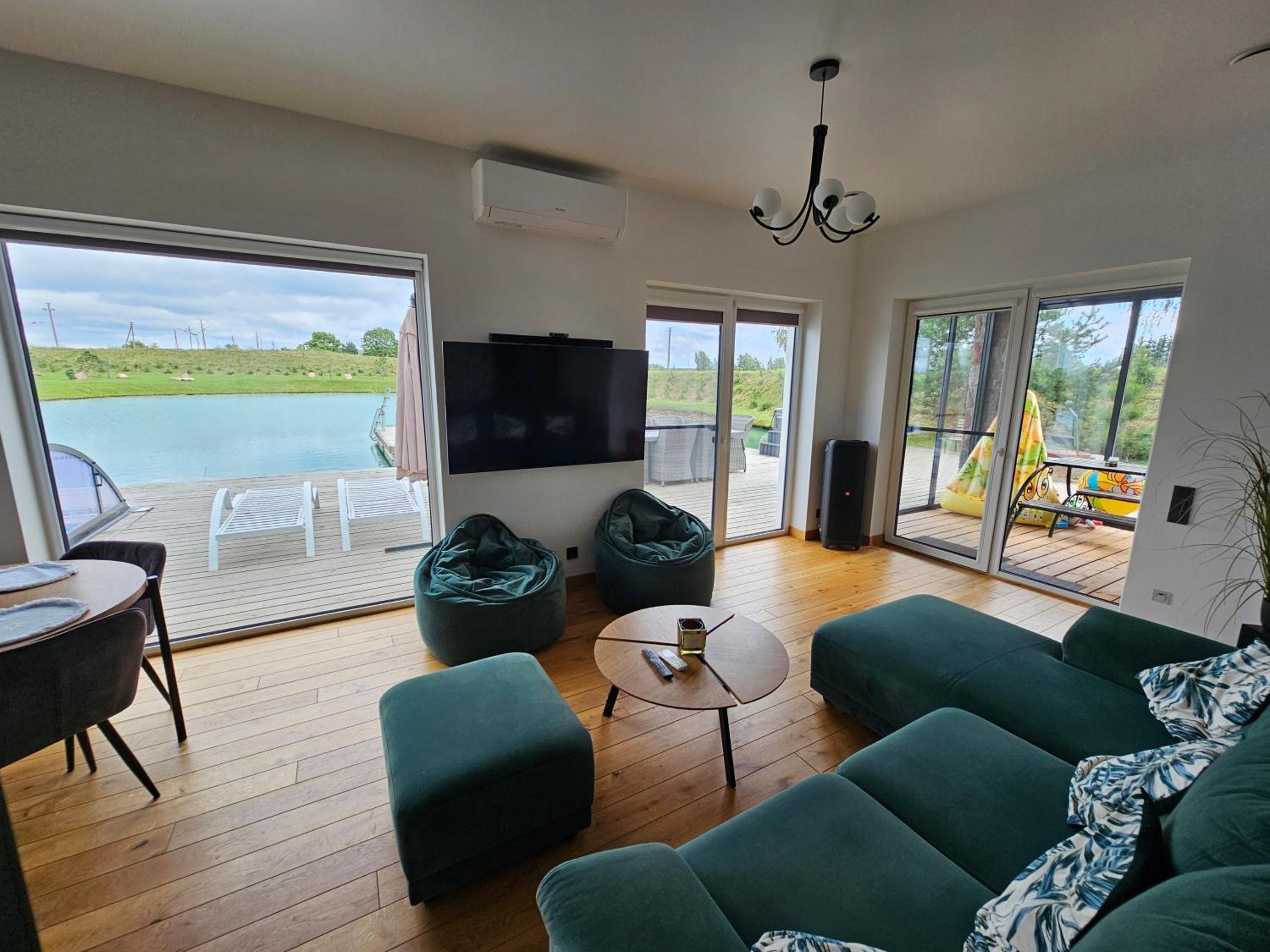 Apartamentai su privačiu baseinu Palangoje