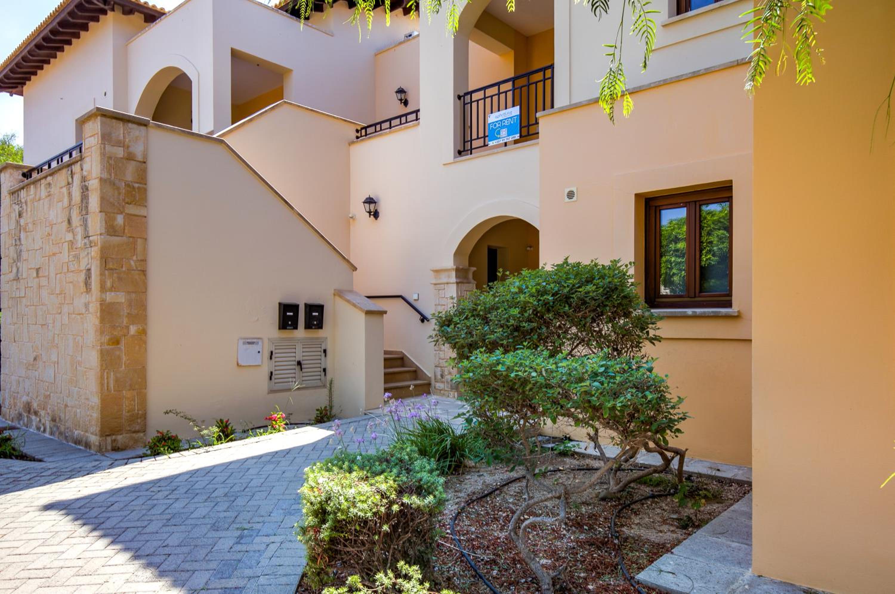 Aphrodite Hills Pool view 2 bed flat BF12