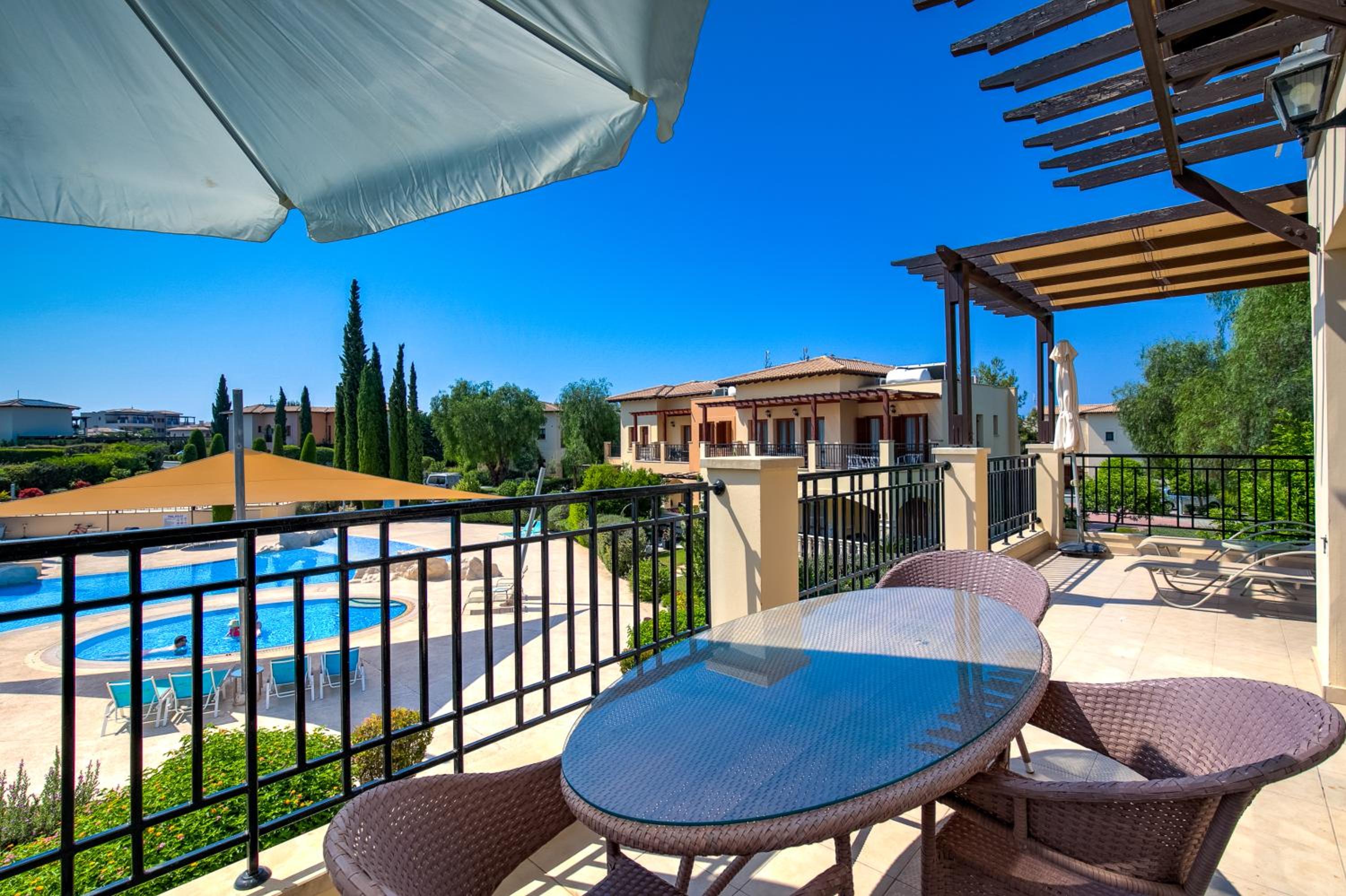 Aphrodite Hills Pool view 2 bed flat BF12