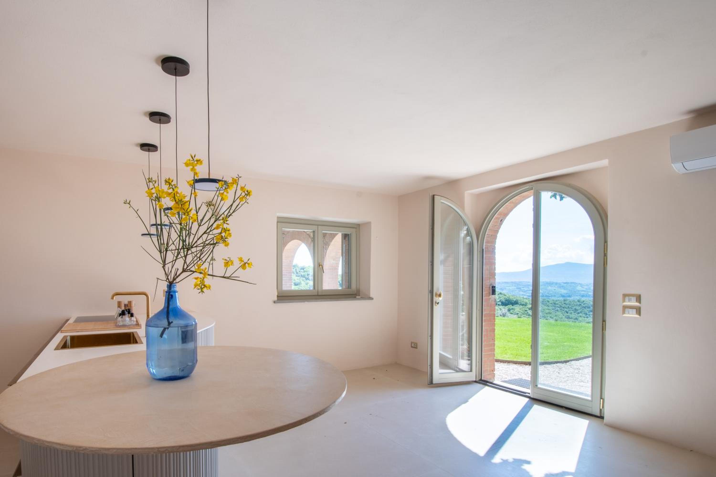 Luxury farmhouse "Villa Lidia Umbria - la dolce vita at its best! view 3