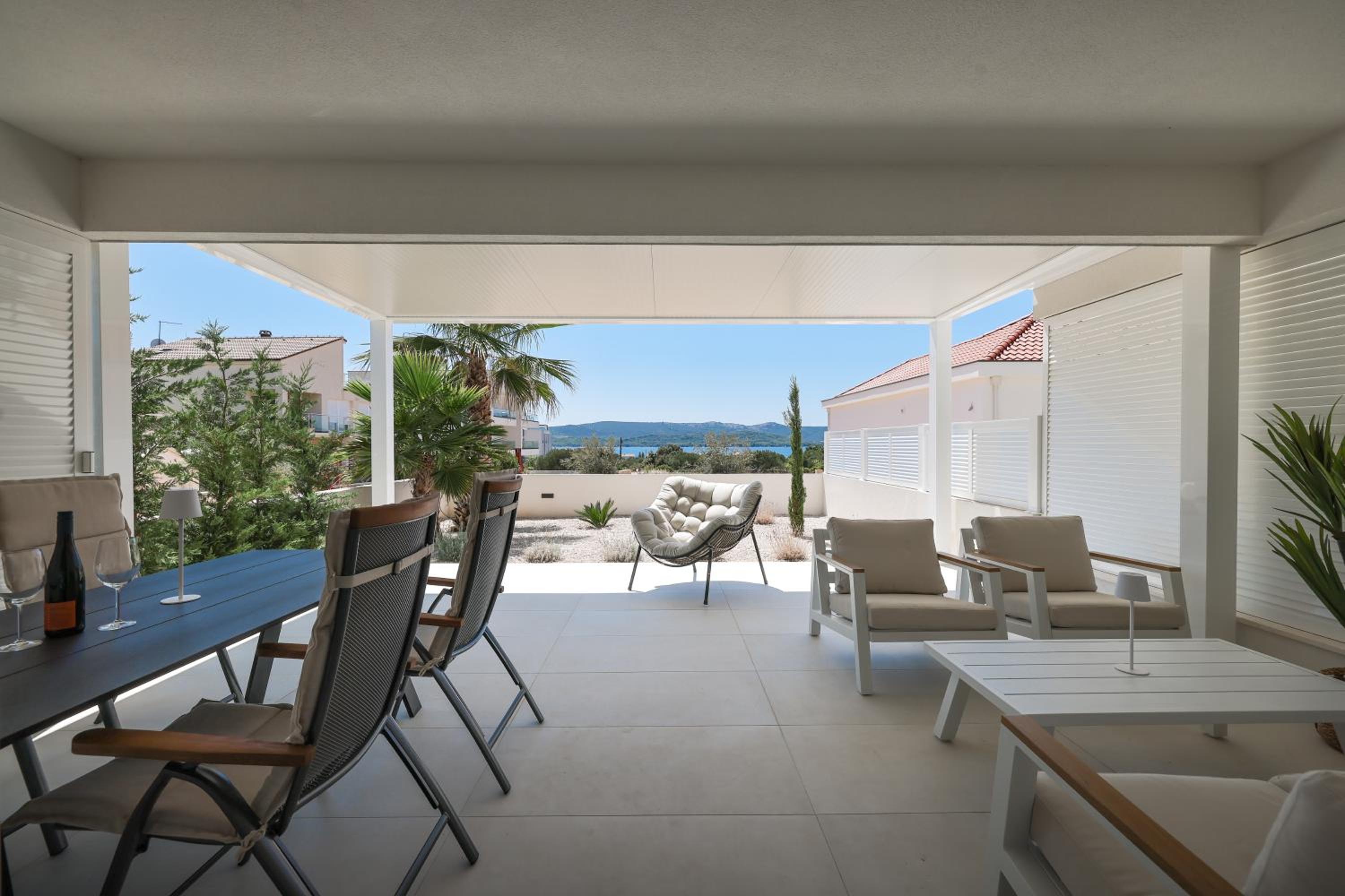 2 bedroom apartments Maris with terrace view 4