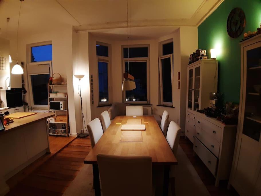 Gemütliche Wohnung mit geteiltem Essbereich am Rande des Bremer Viertel