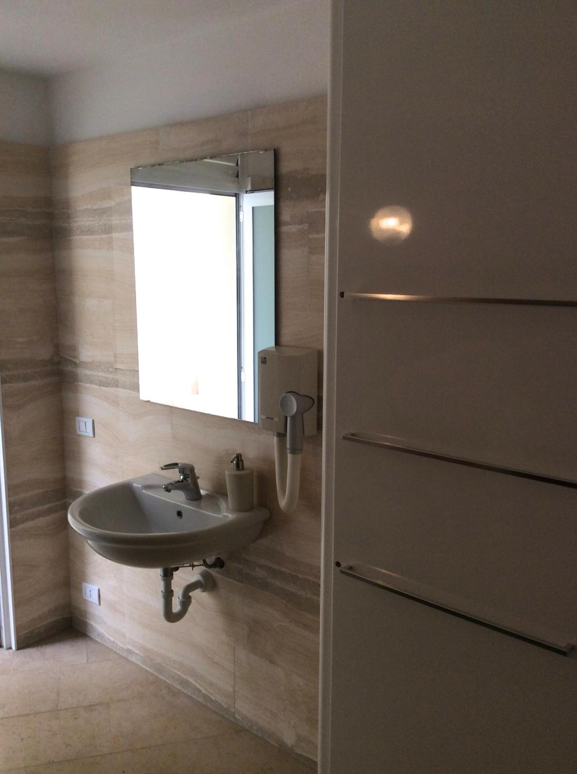 DELuxe 4 Bedrooms in Fegina Monterosso