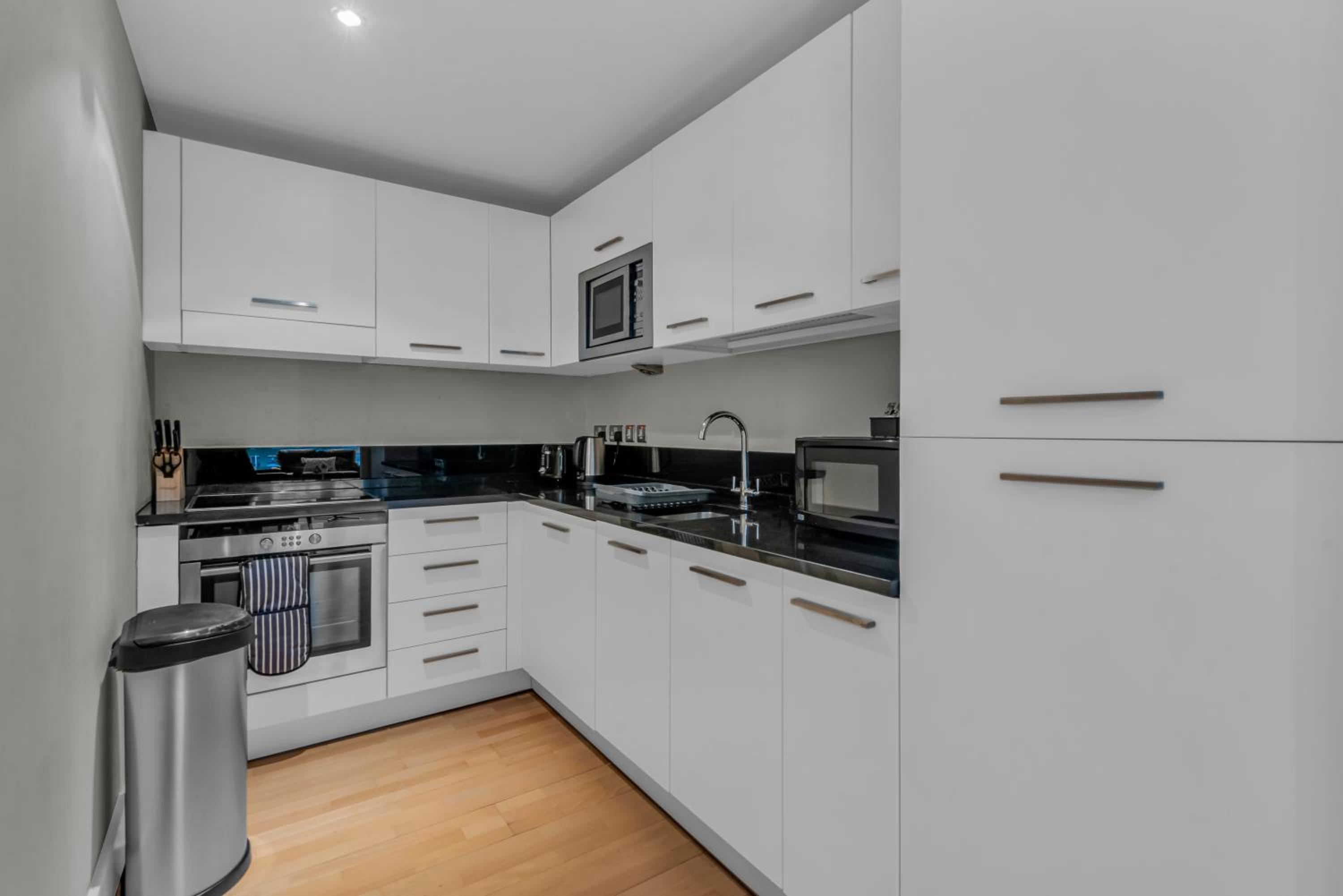 MySquare One Bedroom Serviced Apartment near St Paul's Blackfriars