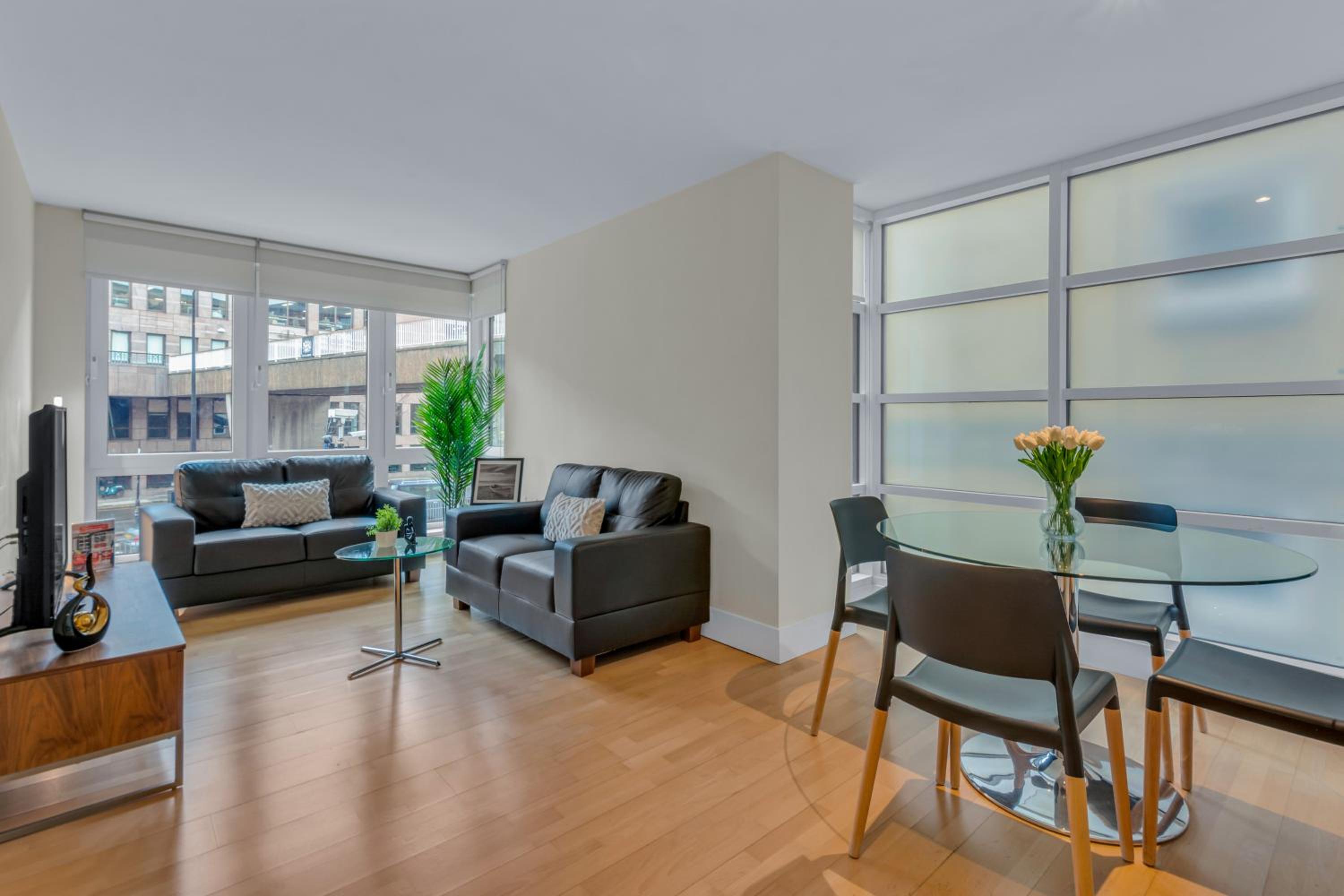 MySquare One Bedroom Serviced Apartment near St Paul's Blackfriars