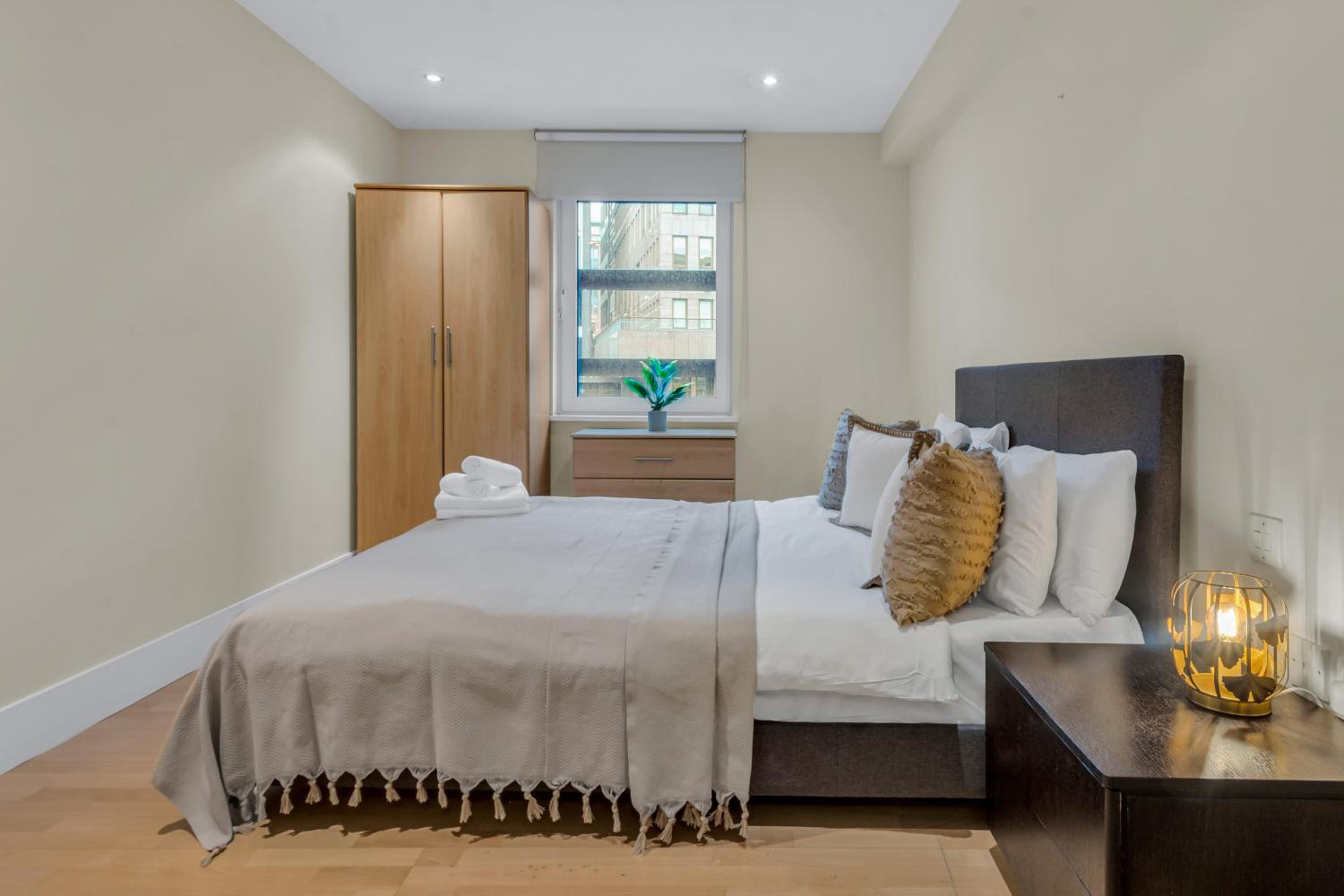 MySquare One Bedroom Serviced Apartment near St Paul's Blackfriars