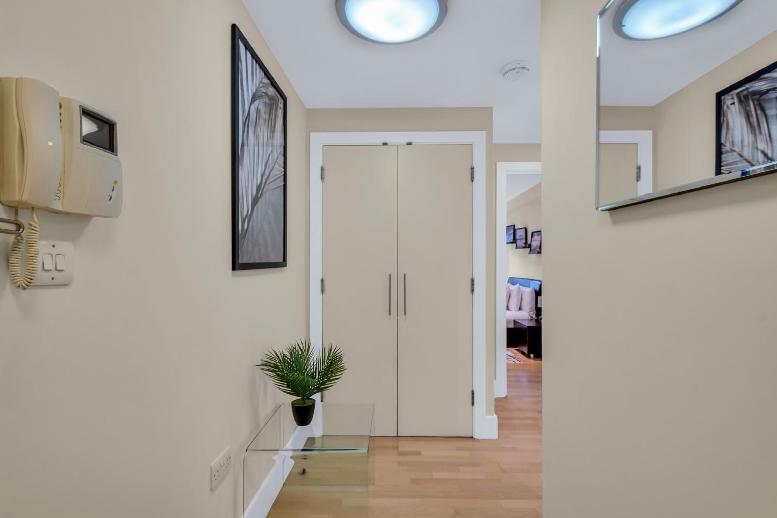 MySquare One Bedroom Serviced Apartment near St Paul's Blackfriars