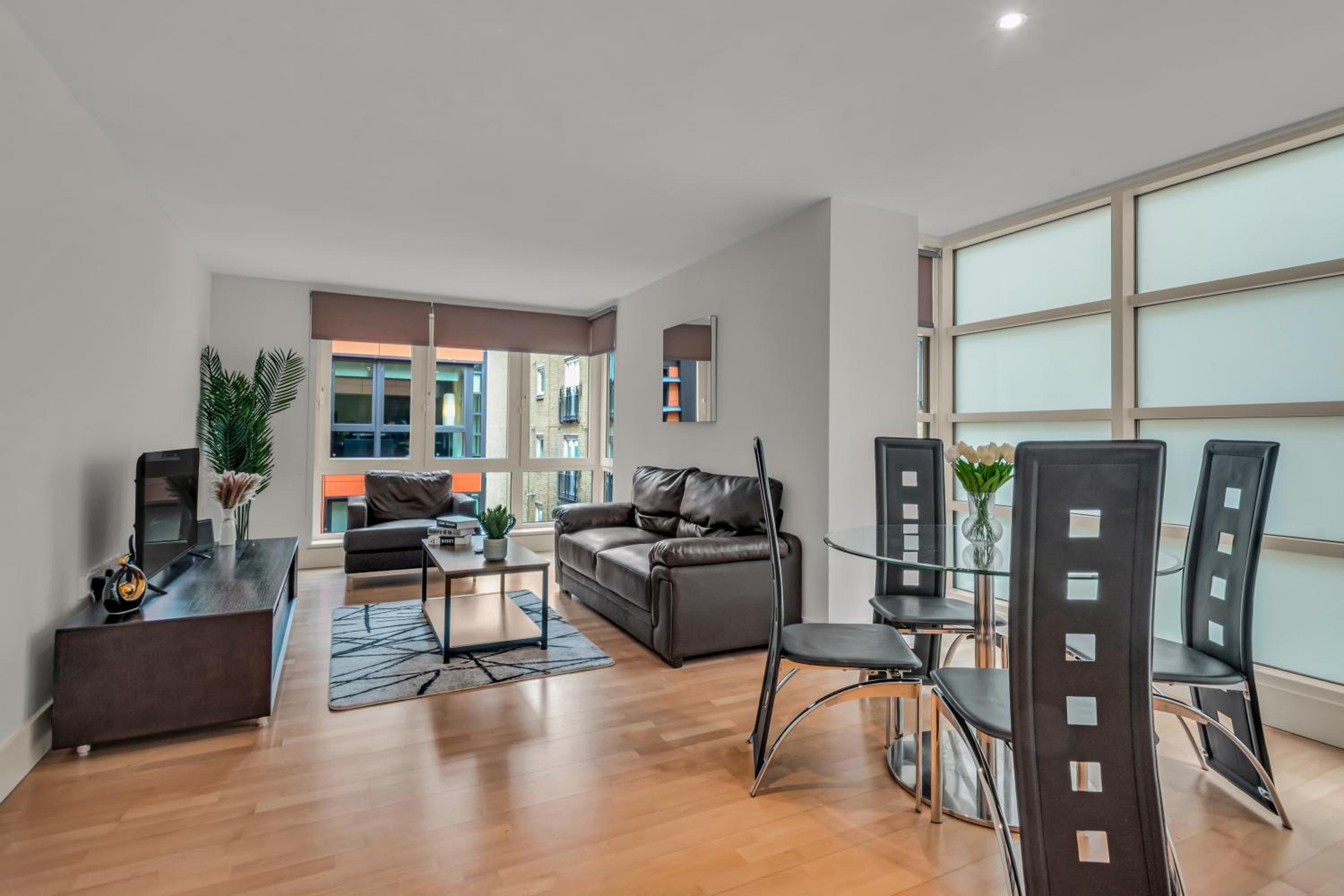 MySquare One Bedroom Serviced Apartment near St Paul's Blackfriars