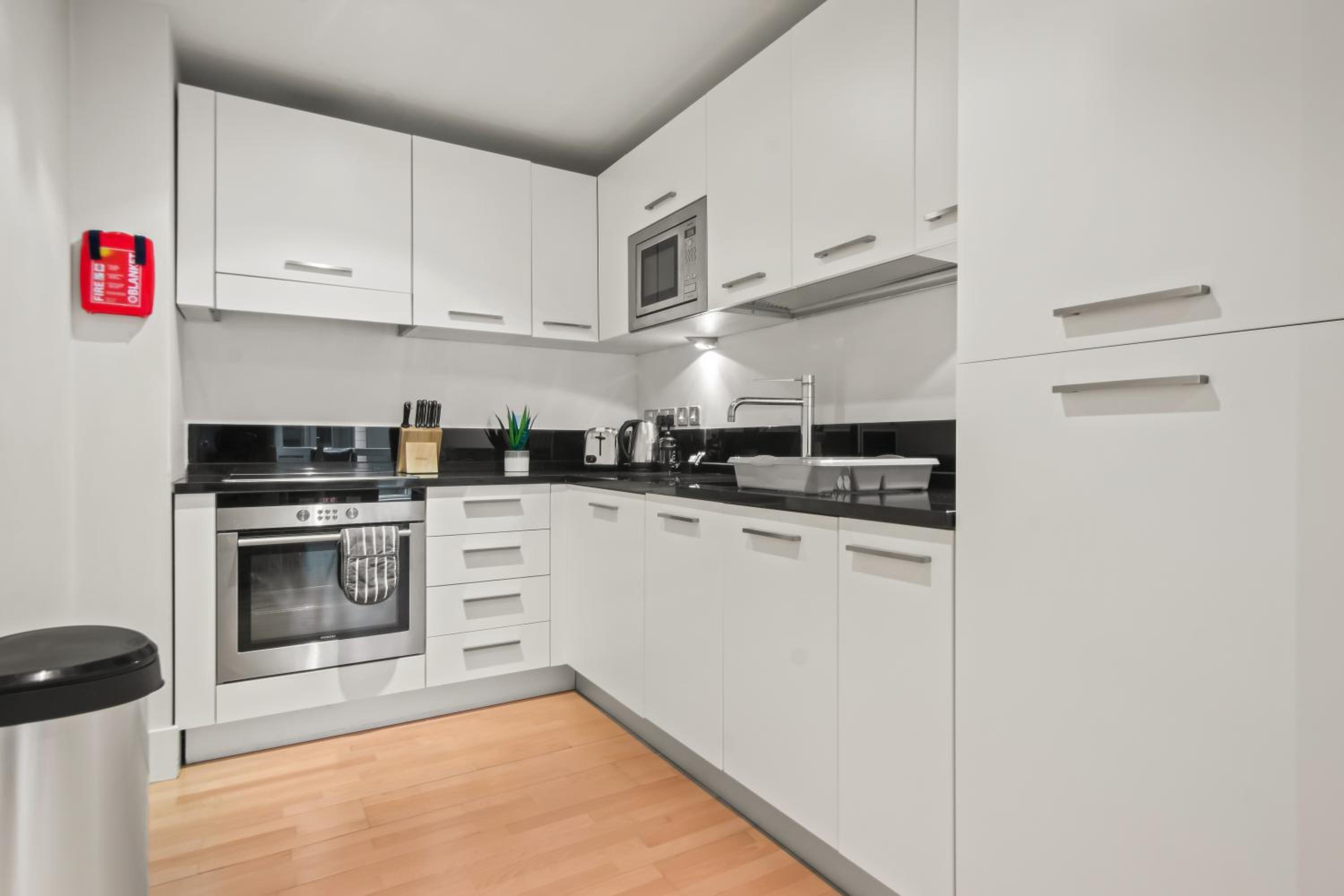 MySquare One Bedroom Serviced Apartment near St Paul's Blackfriars