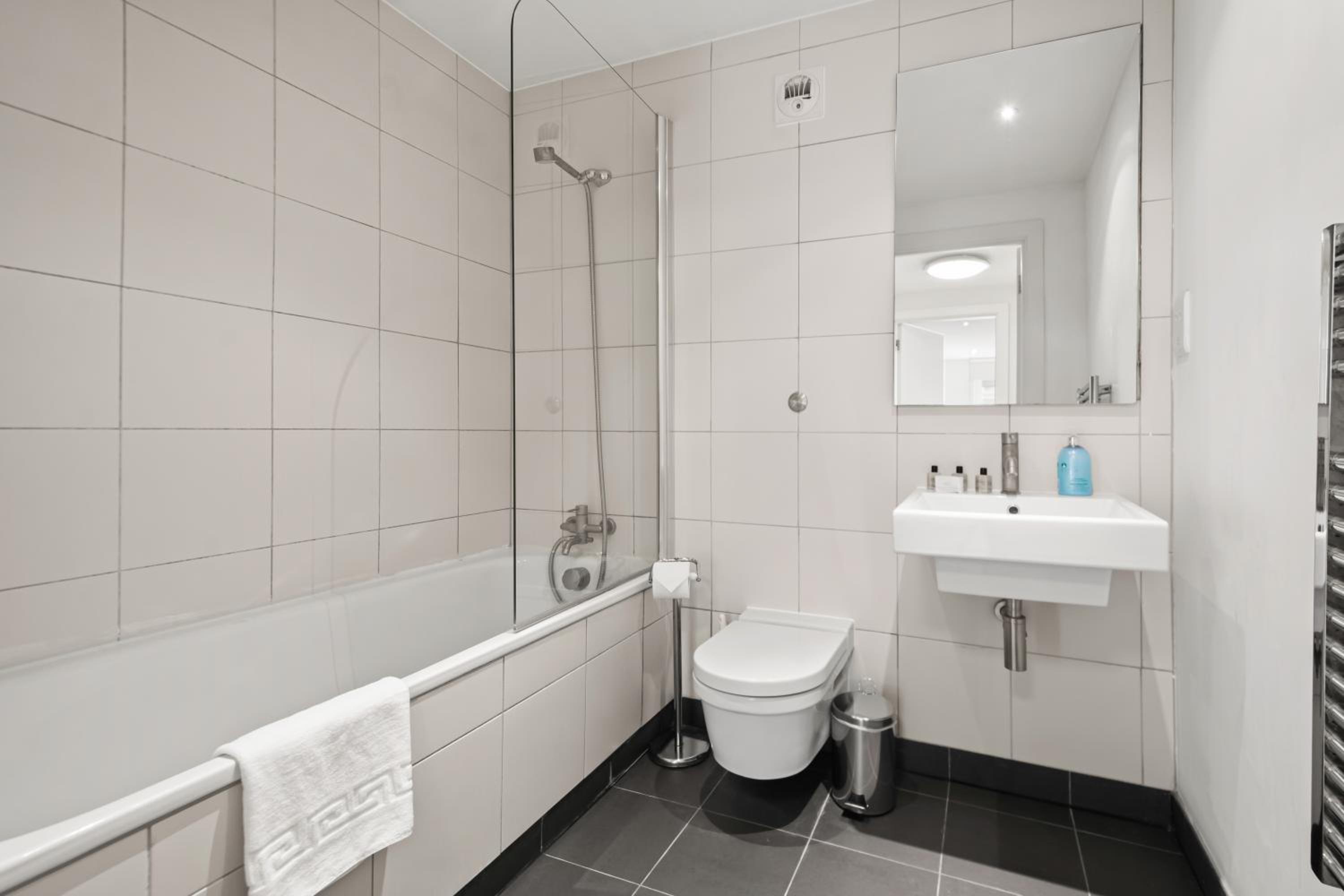 MySquare One Bedroom Serviced Apartment near St Paul's Blackfriars