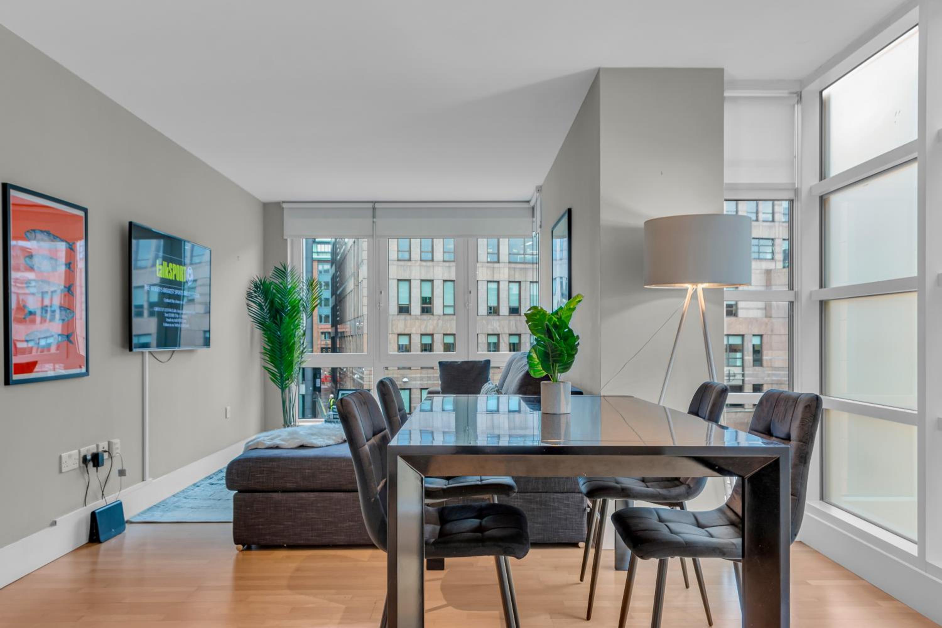 MySquare One Bedroom Serviced Apartment near St Paul's Blackfriars
