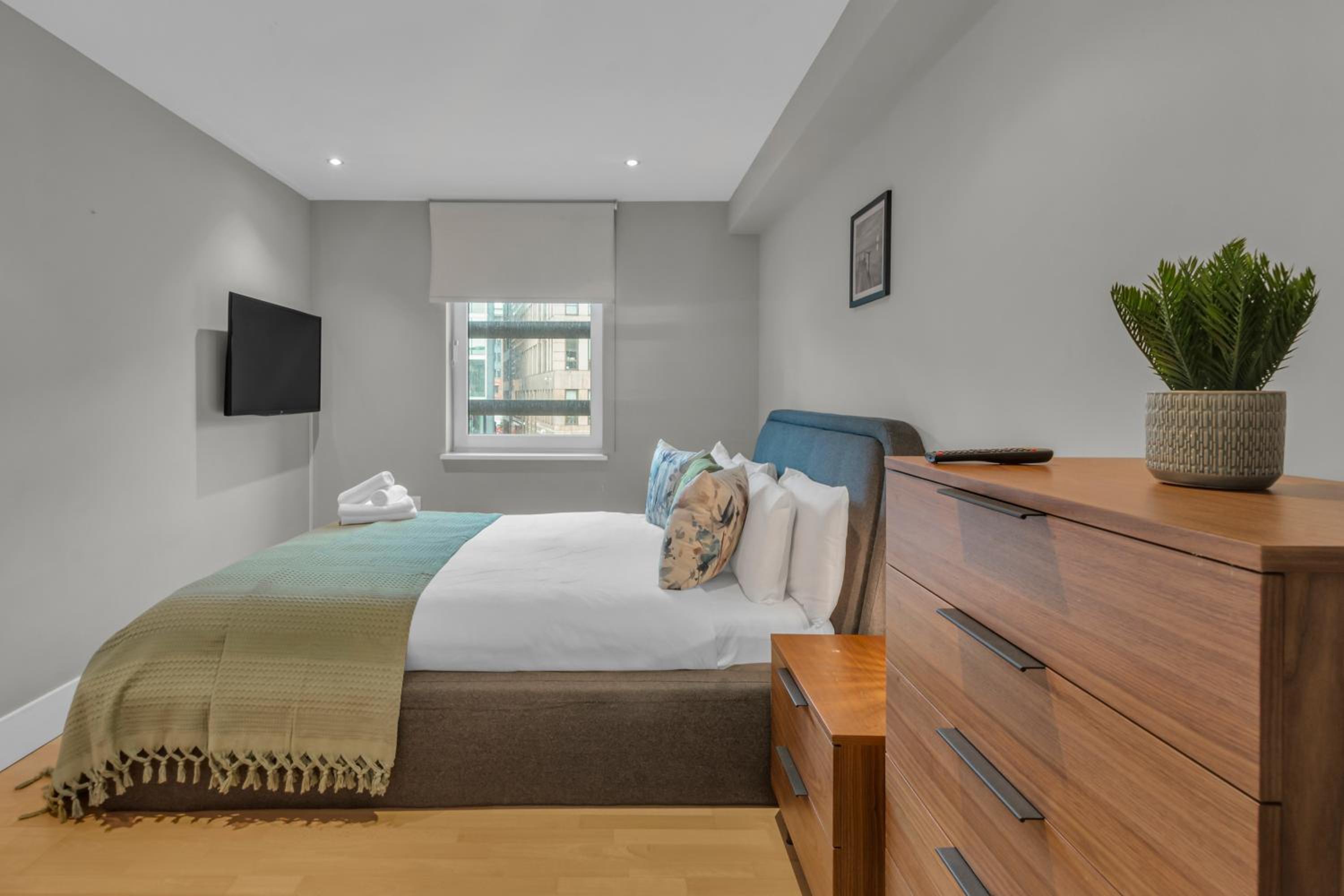 MySquare One Bedroom Serviced Apartment near St Paul's Blackfriars
