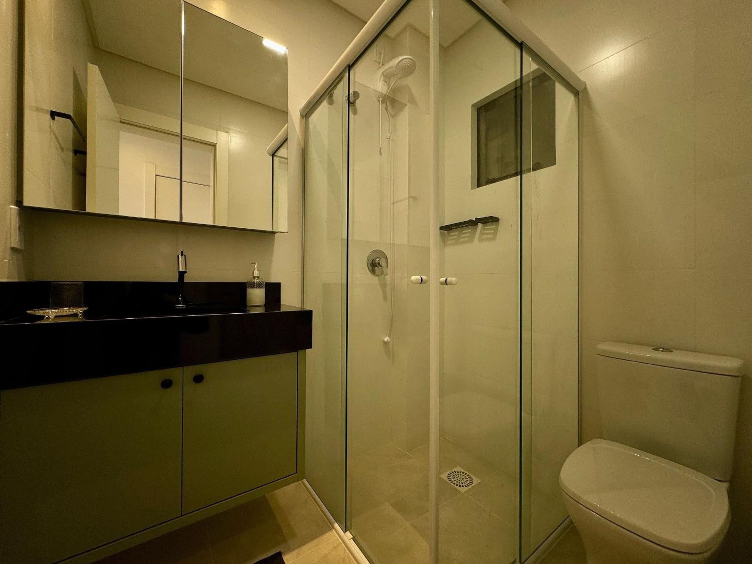 Excelente apartamento em Bombas com piscina