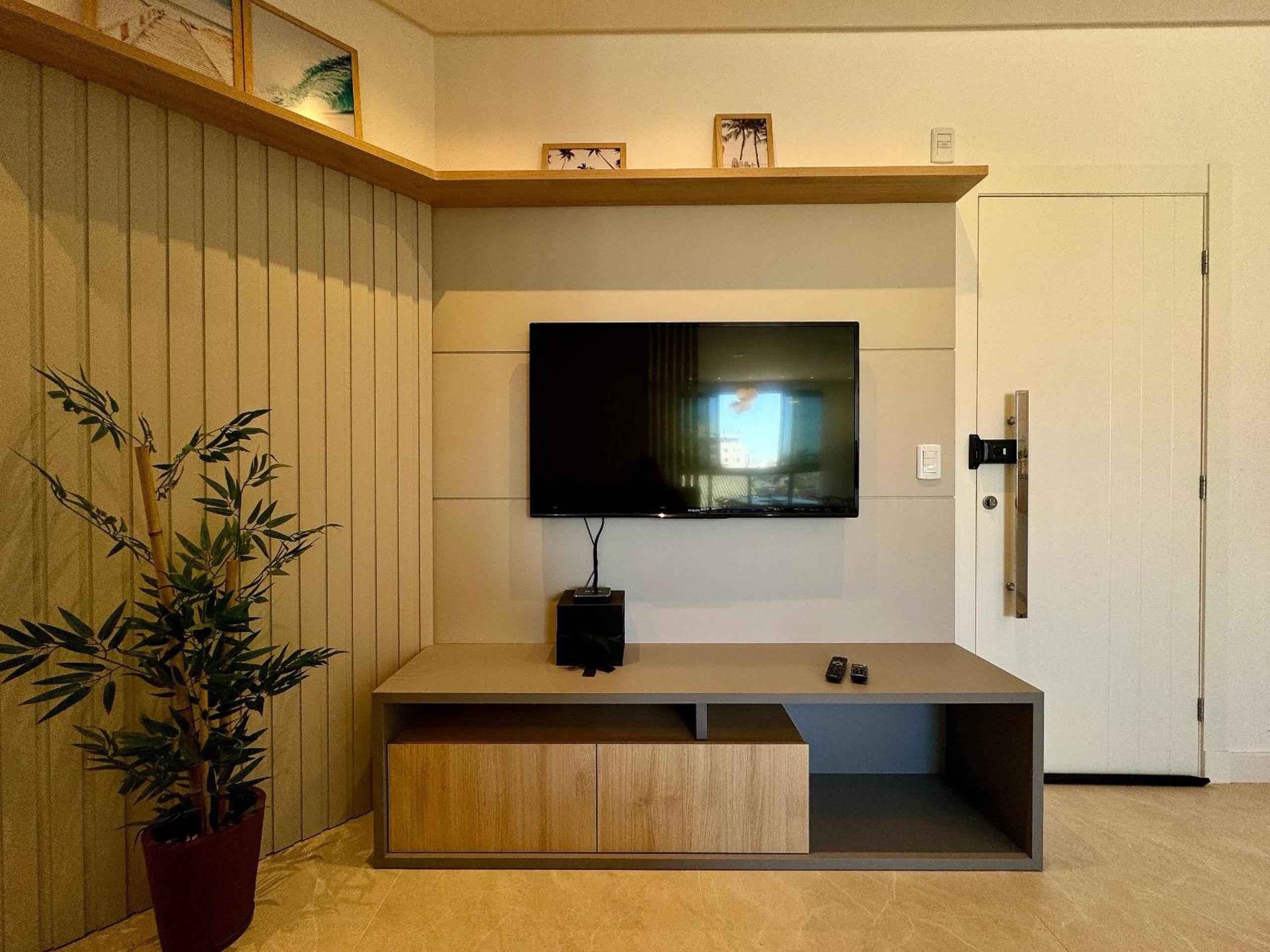 Excelente apartamento em Bombas com piscina