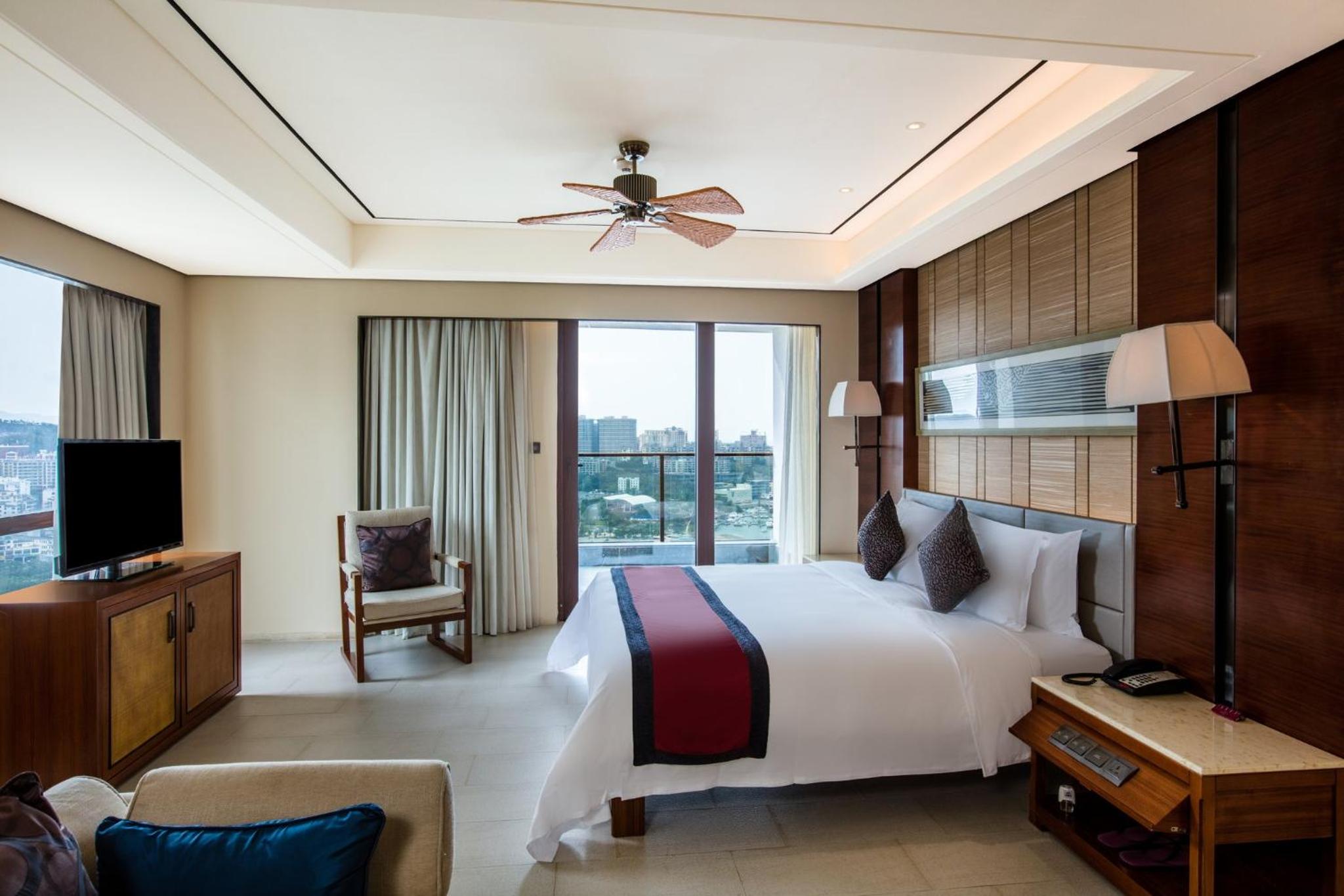 Crowne Plaza Sanya City Center by IHG