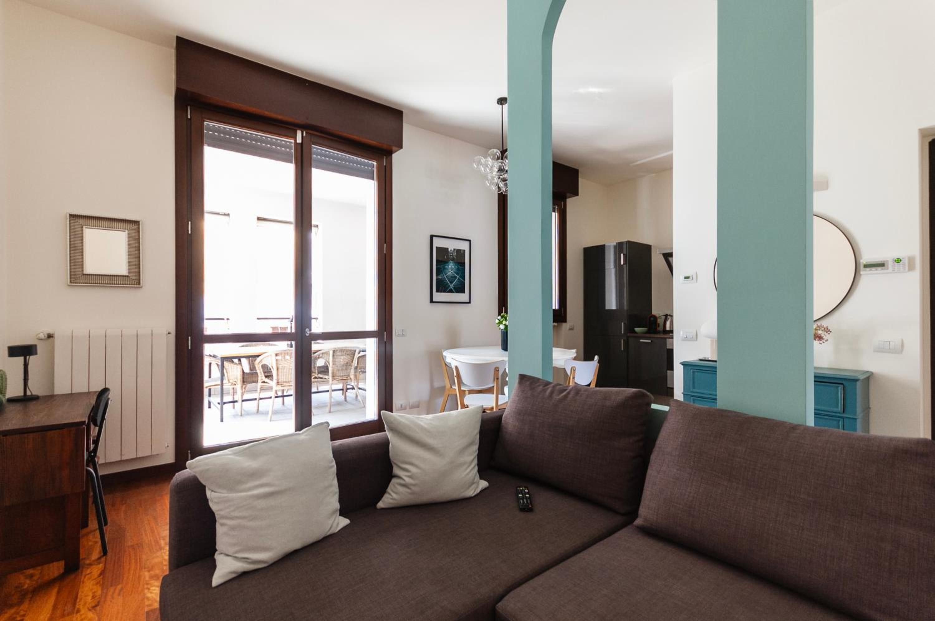 Isola District Terrace -Youhosty
