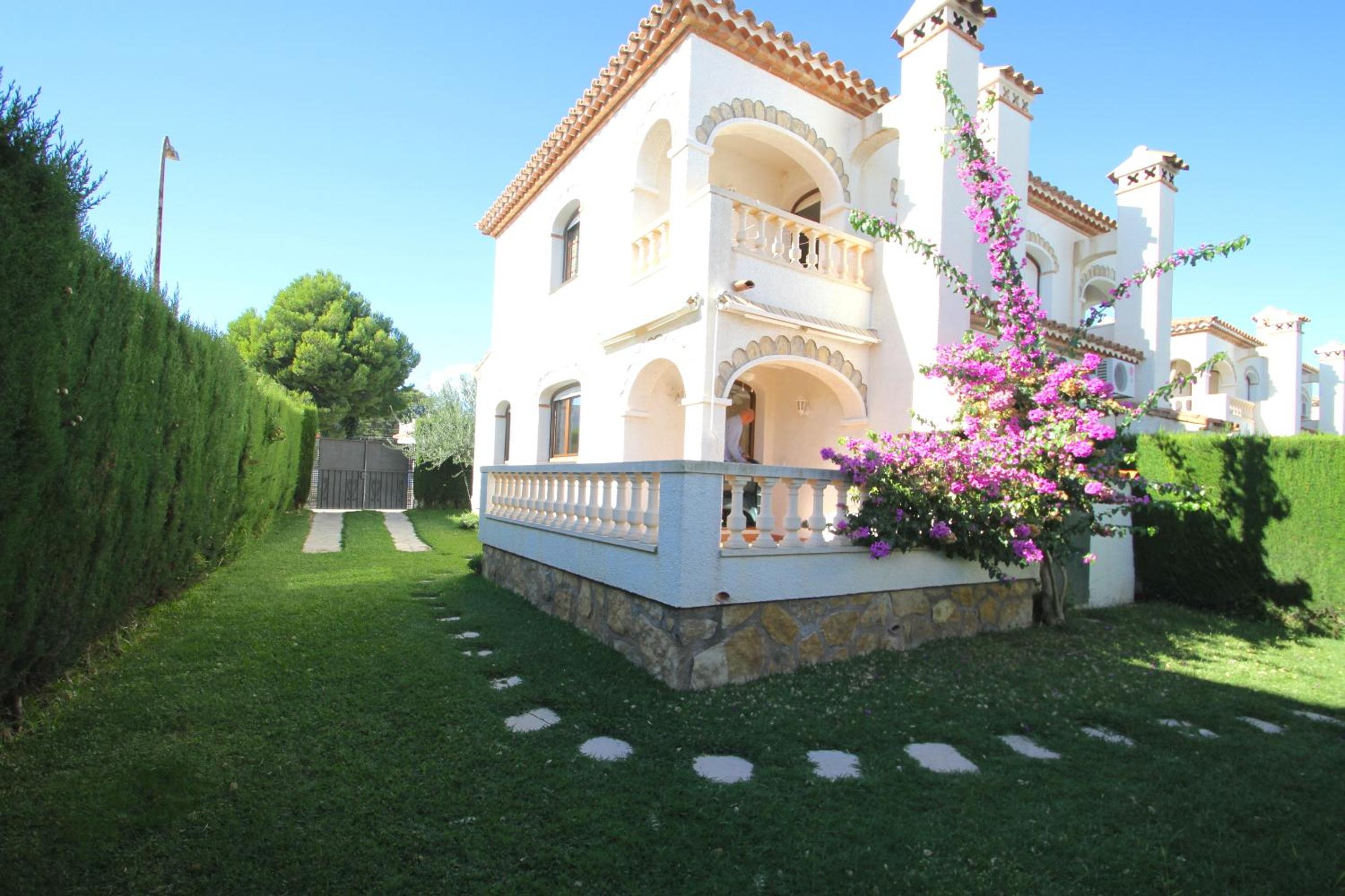 ARENDA Pino Alto Holiday Home Masia 1 view 5