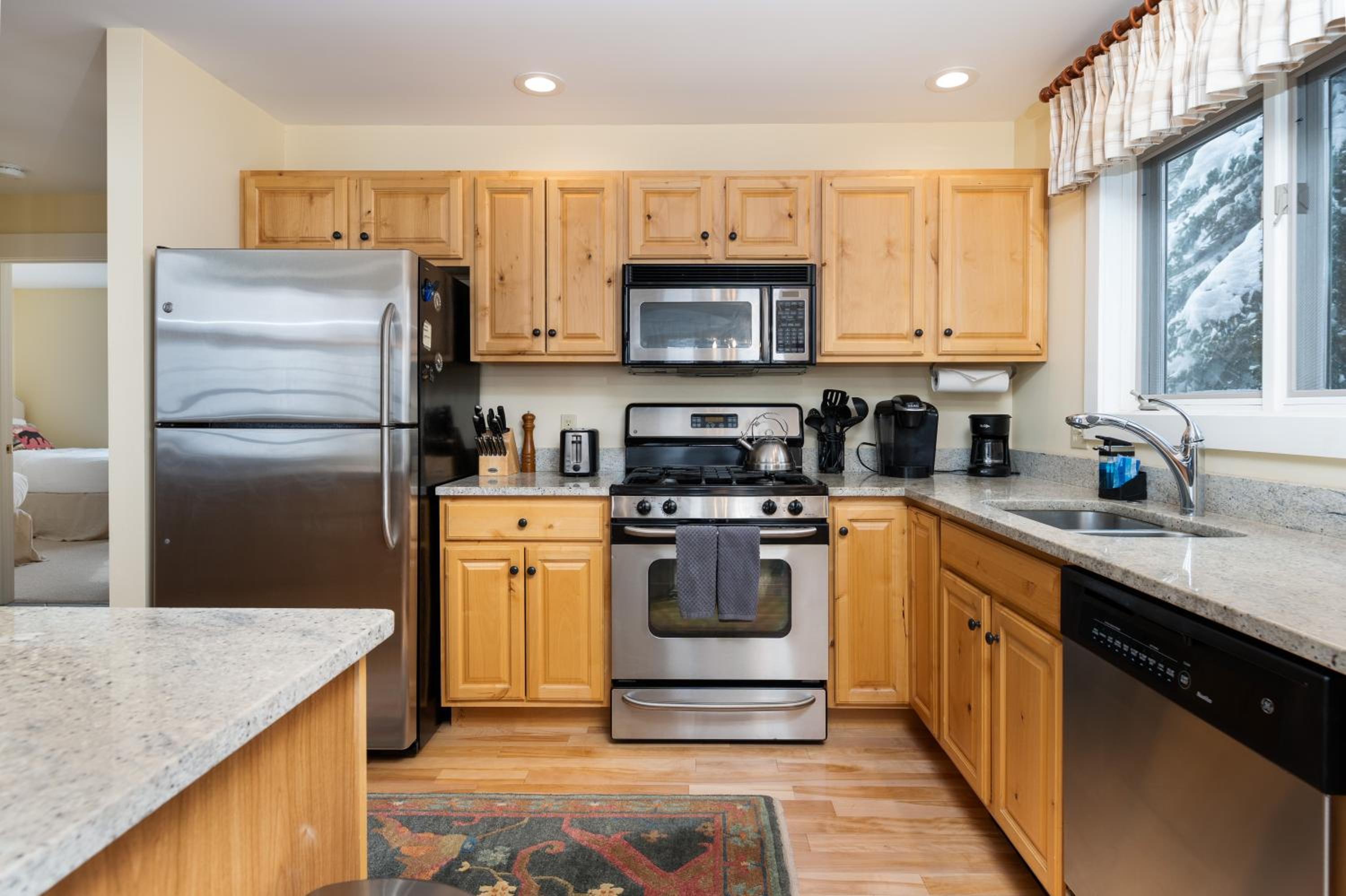 SlopeSide Chalet - Pool, Grill, Hot tub, Views view 5