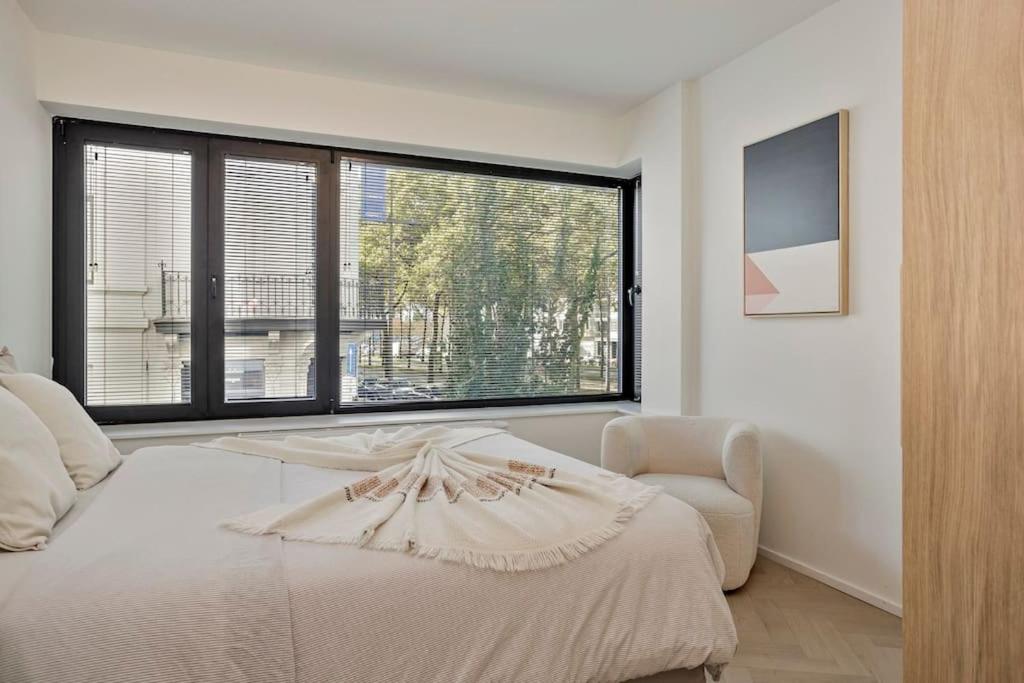 Deluxe 2-BR Apartment in Antwerp