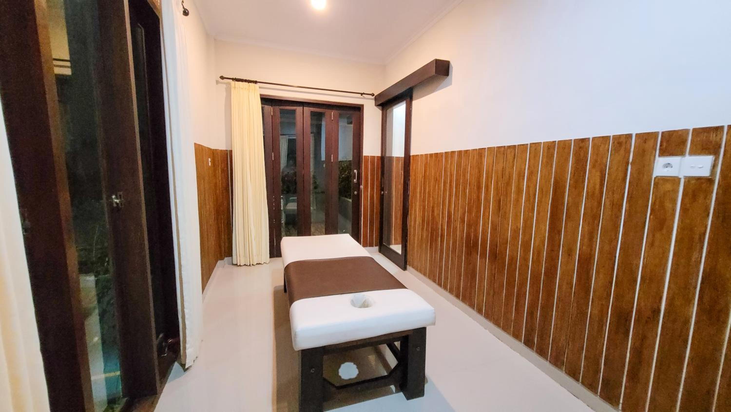 Ramantika Sunset Bay