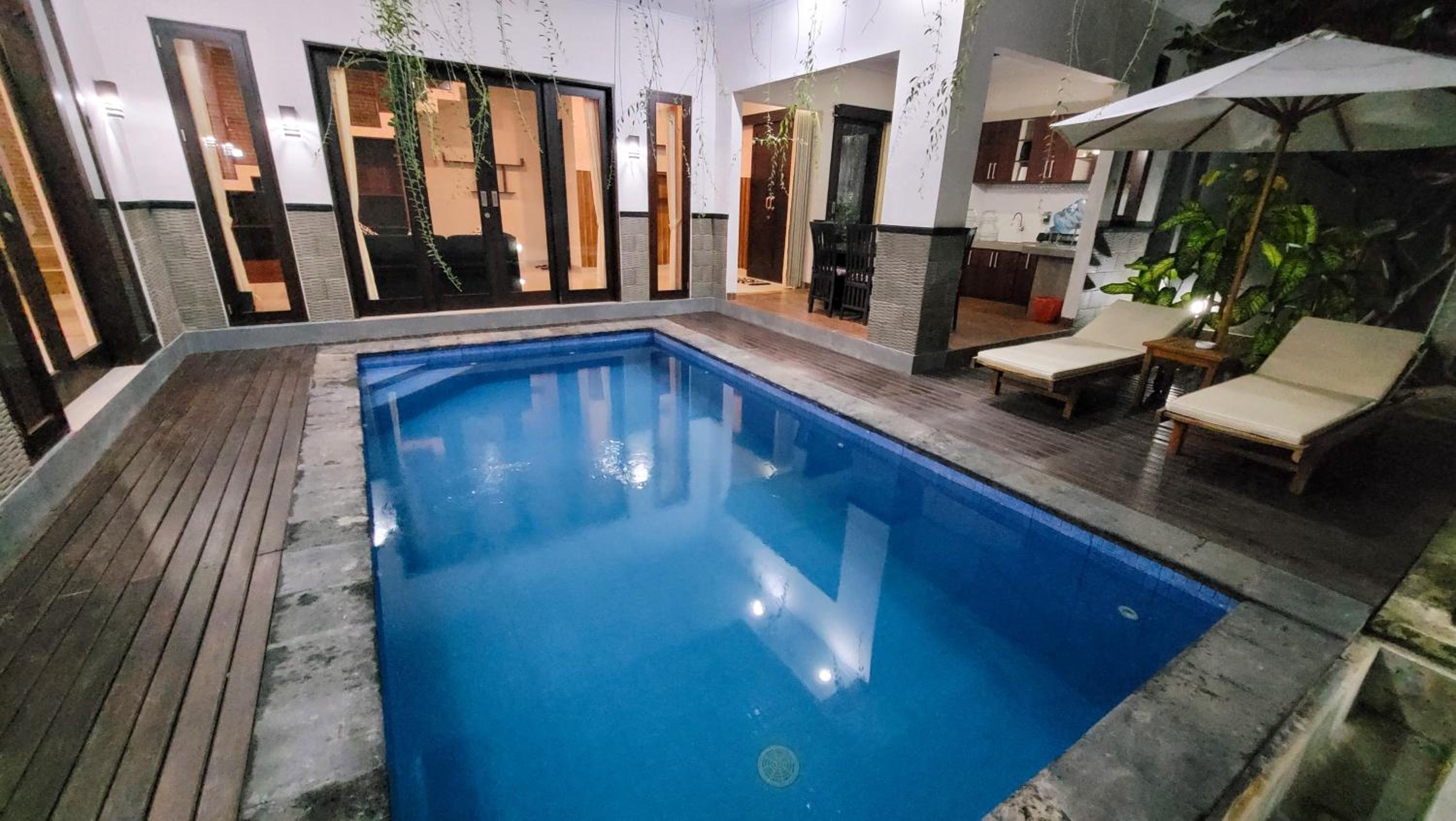 Ramantika Sunset Bay