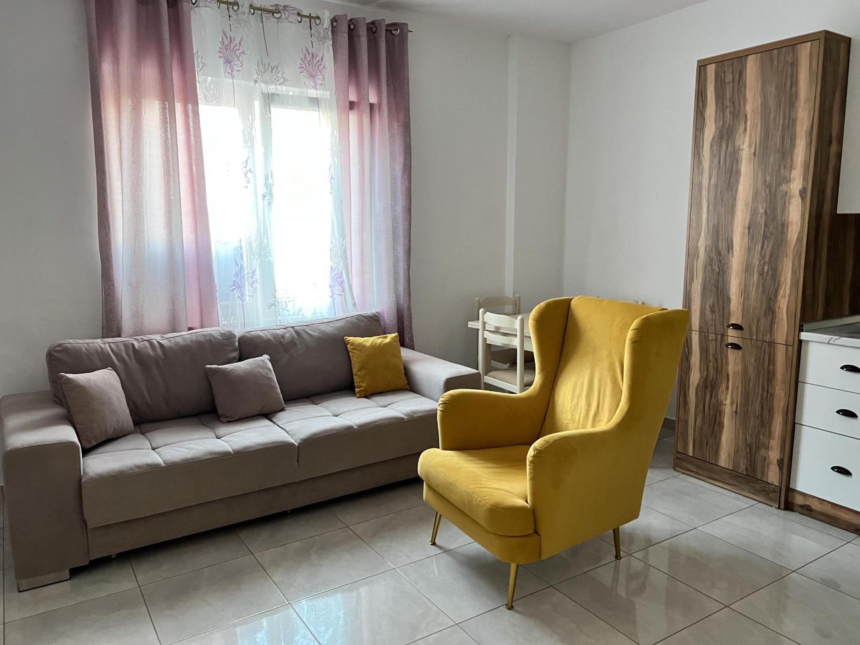 Kapri Apartaments Qerret