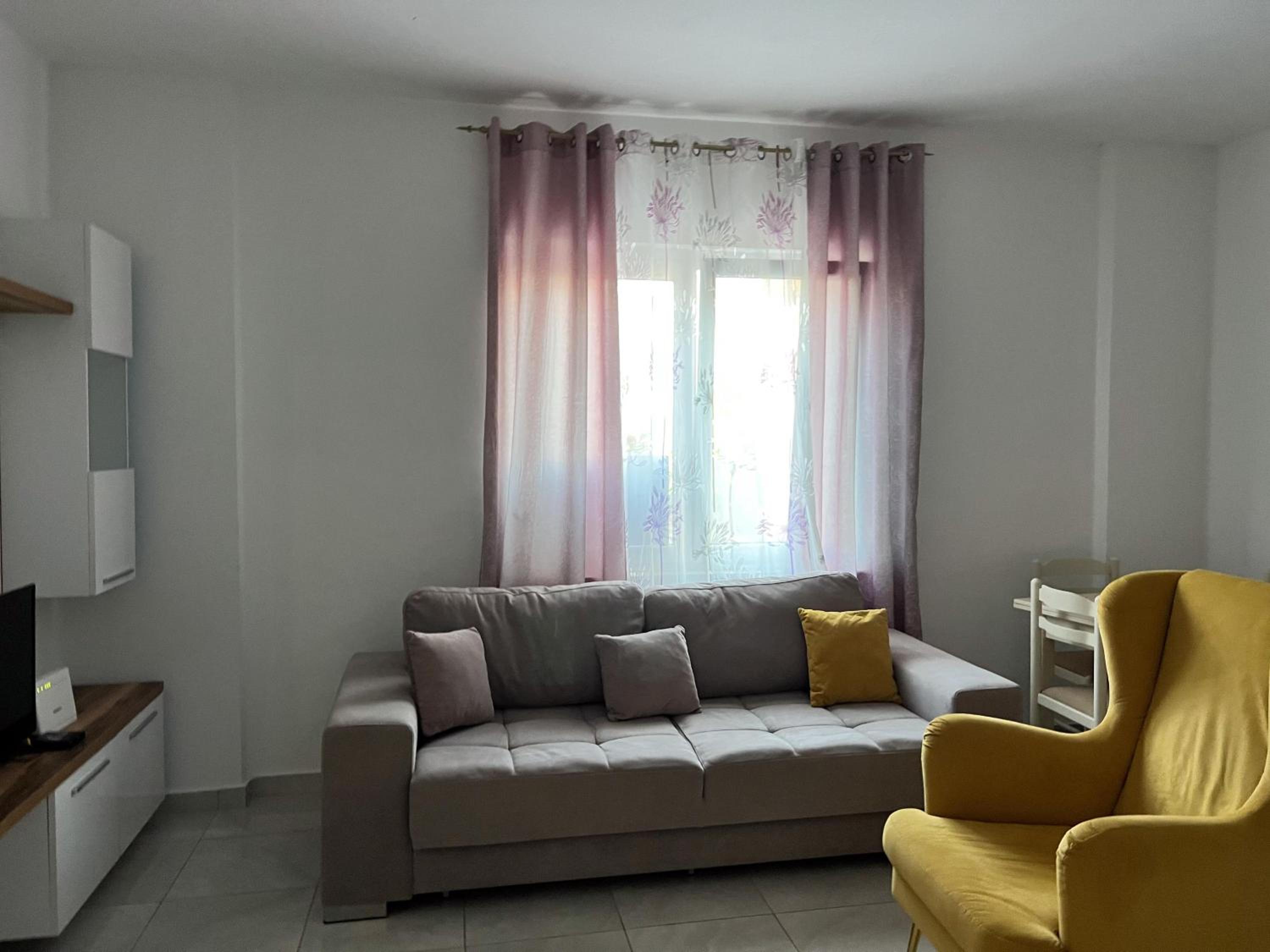 Kapri Apartaments Qerret