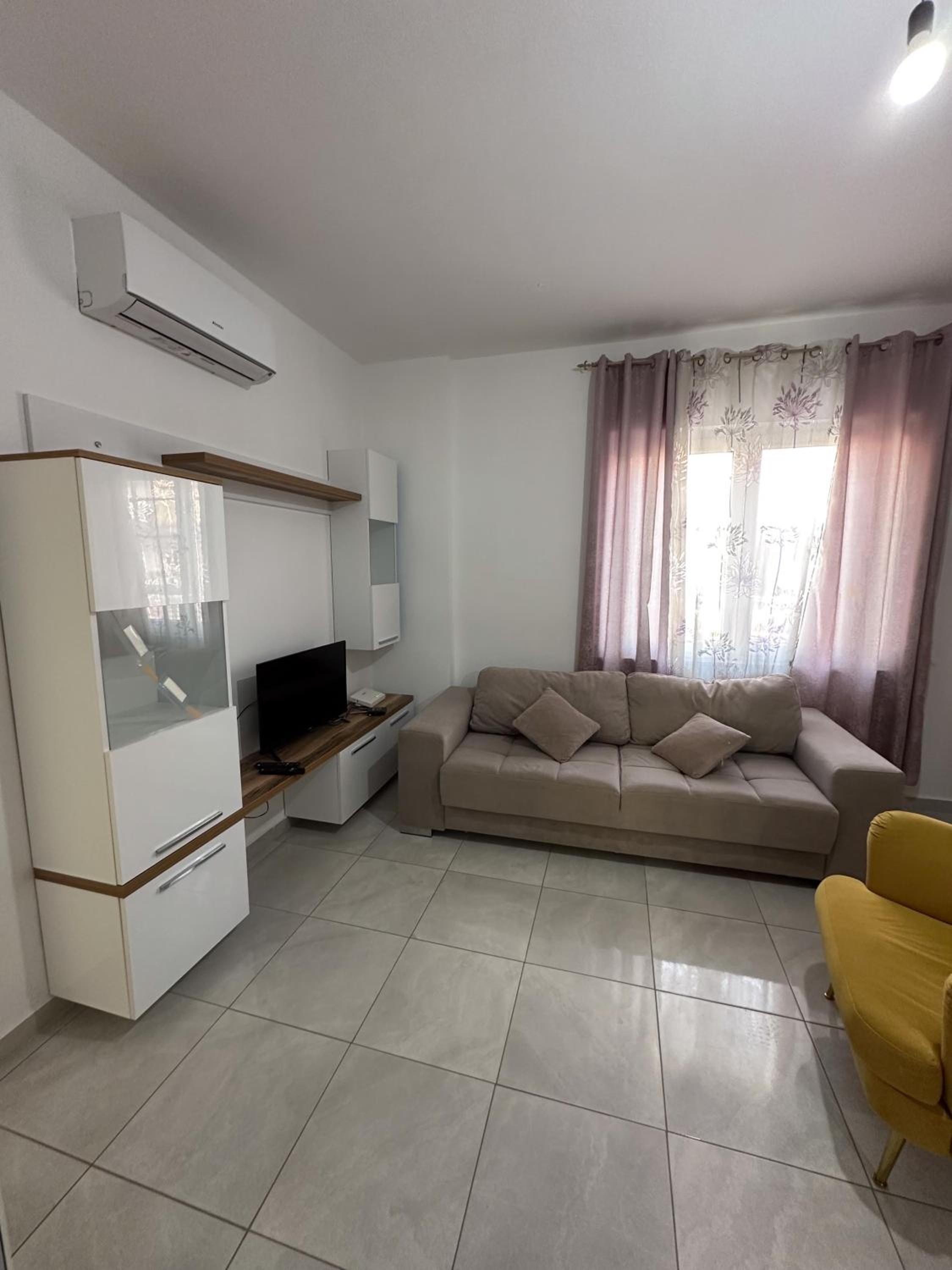 Kapri Apartaments Qerret